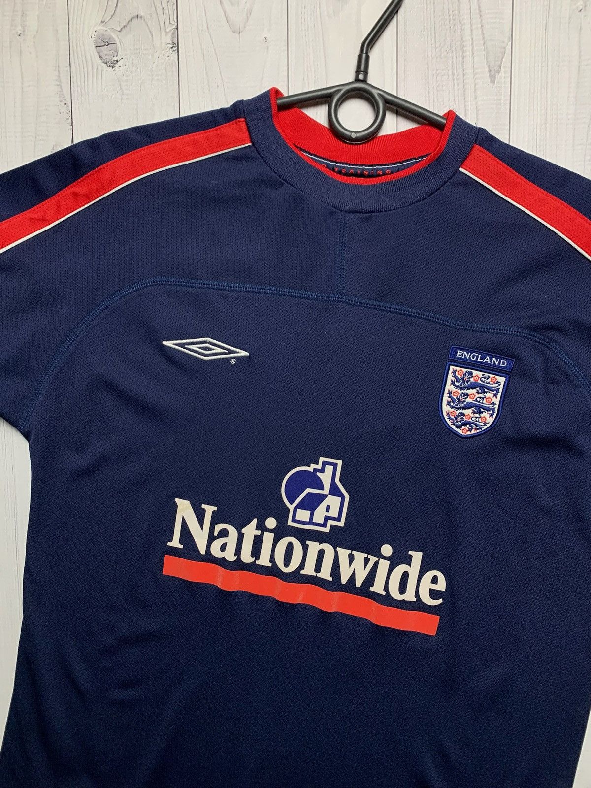 Umbro × Vintage Vintage Umbro England soccer jersey size S rare Size US S / EU 44-46 / 1 - 2 Thumbnail