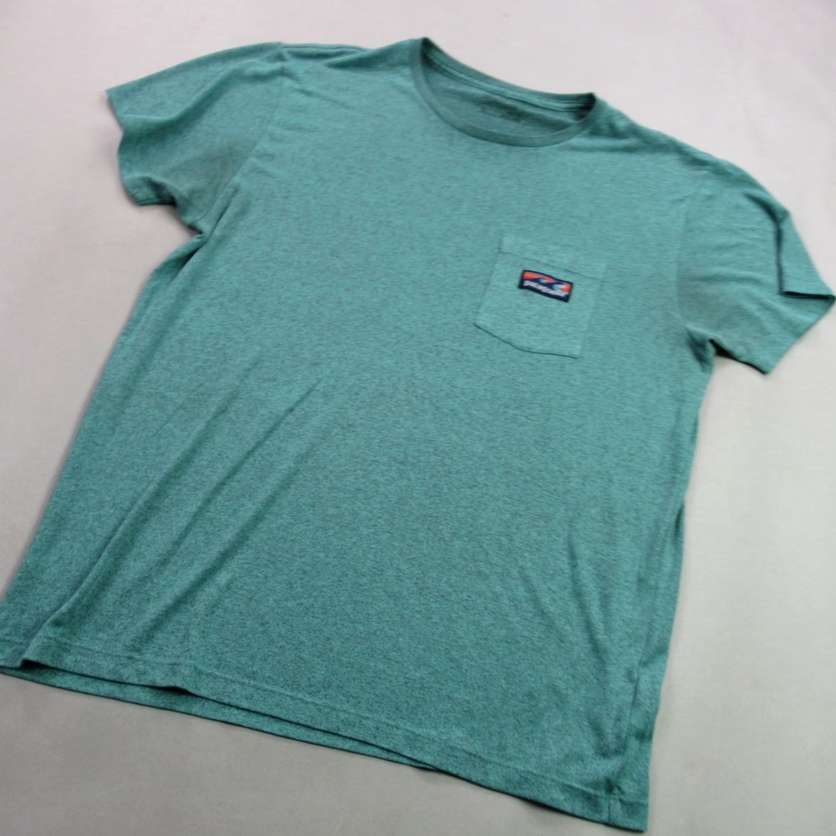 Patagonia Patagonia Shirt Mens XL Short Sleeve Crew Neck Outdoor Casual Green Slim Size US XL / EU 56 / 4 - 2 Thumbnail