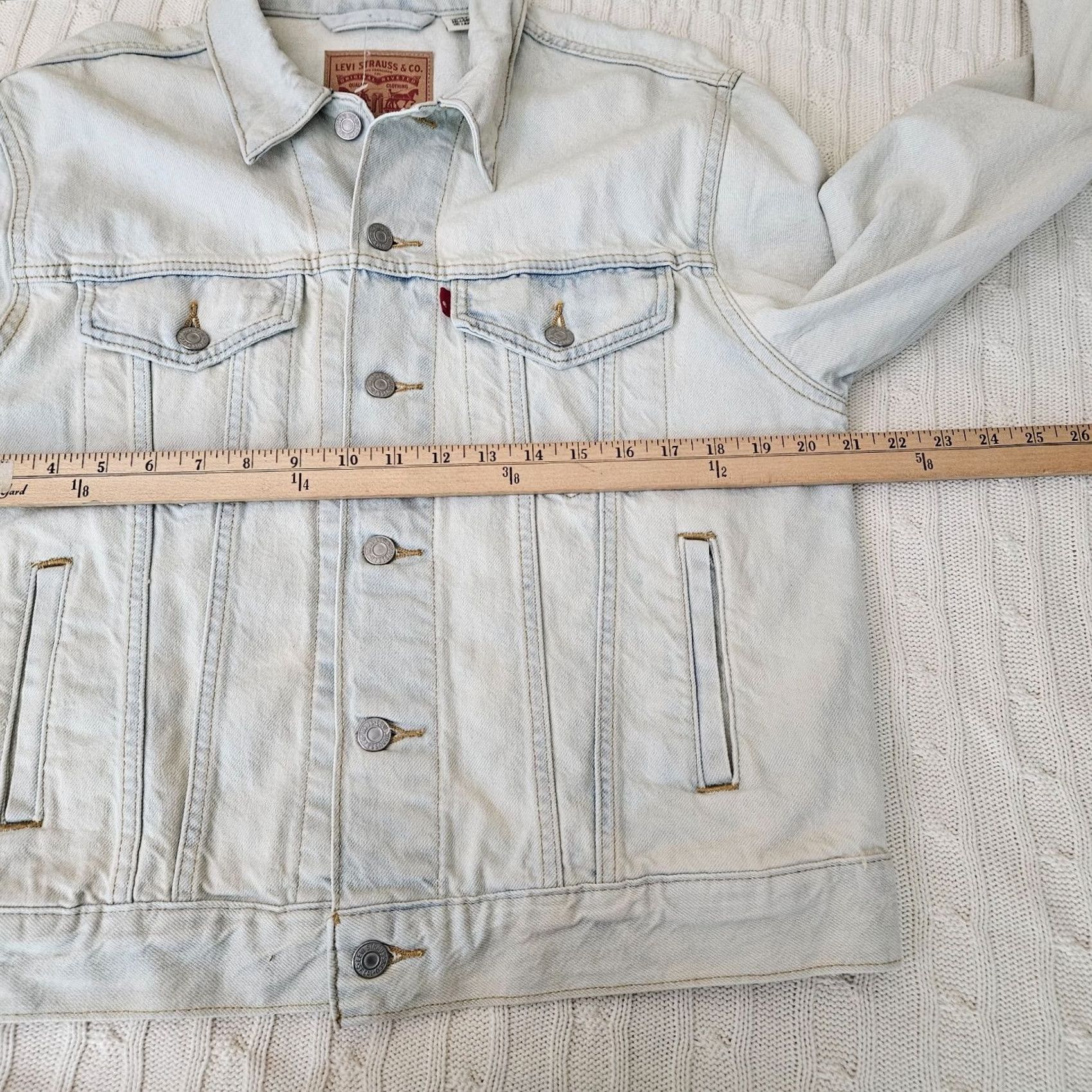Levi's Levi's Ex-Boyfriend Trucker Jacket L blue denim Embroidered Floral Jack Women's Sz Size L / US 10 / IT 46 - 4 Thumbnail