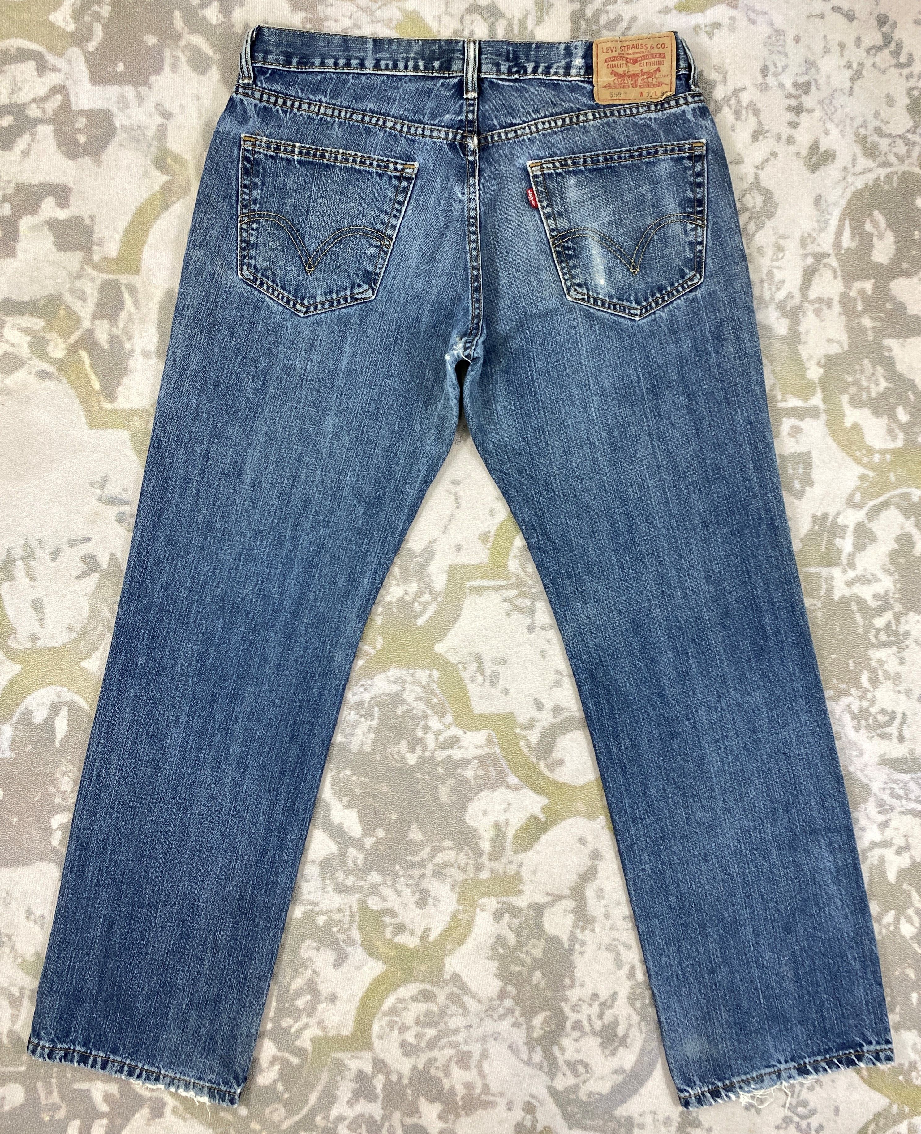 Levi's Blue Vintage Levi's 559 Jeans 35x32.5 Denim -JN1961 Size US 35 - 2 Thumbnail