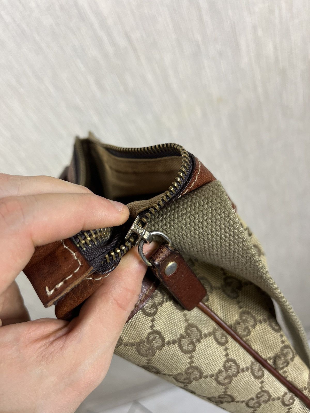Vintage rare Gucci vintage canvas messenger bag GG monogram leather Size ONE SIZE - 20 Thumbnail