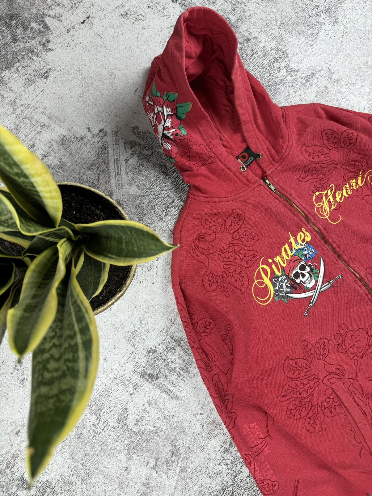 Japanese Brand × Vintage Y2K Skull John Devin Pirates Heart Ed Hardy Style Zip Hoodie Size US L / EU 52-54 / 3 - 8 Thumbnail