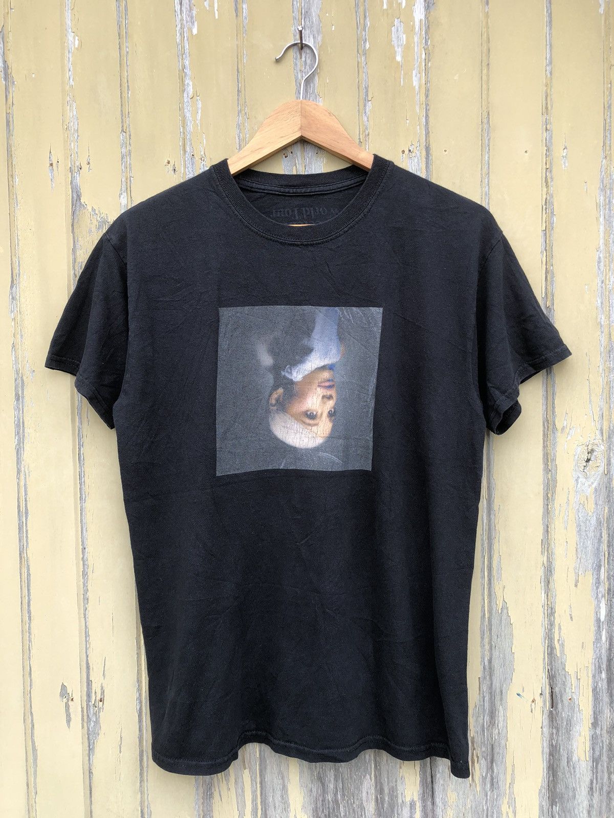 Band Tees Ariana Grande Sweetener World Tour Official Tshirts Size US M / EU 48-50 / 2 - 1 Thumbnail