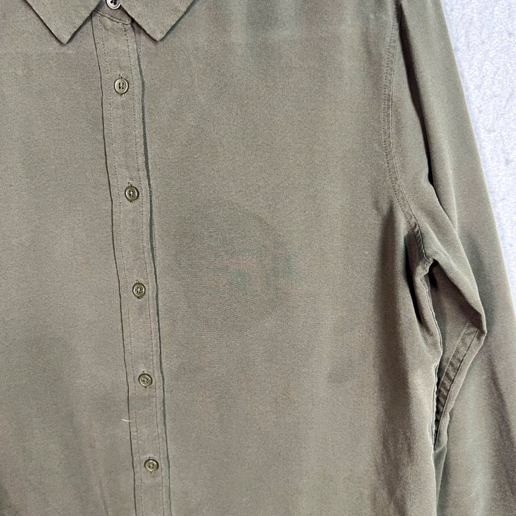 Uniqlo Uniqlo Womens Long Sleeve Button-Up Shirt XS Green Casual Pockets 2010s Size XS / US 0-2 / IT 36-38 - 7 Thumbnail