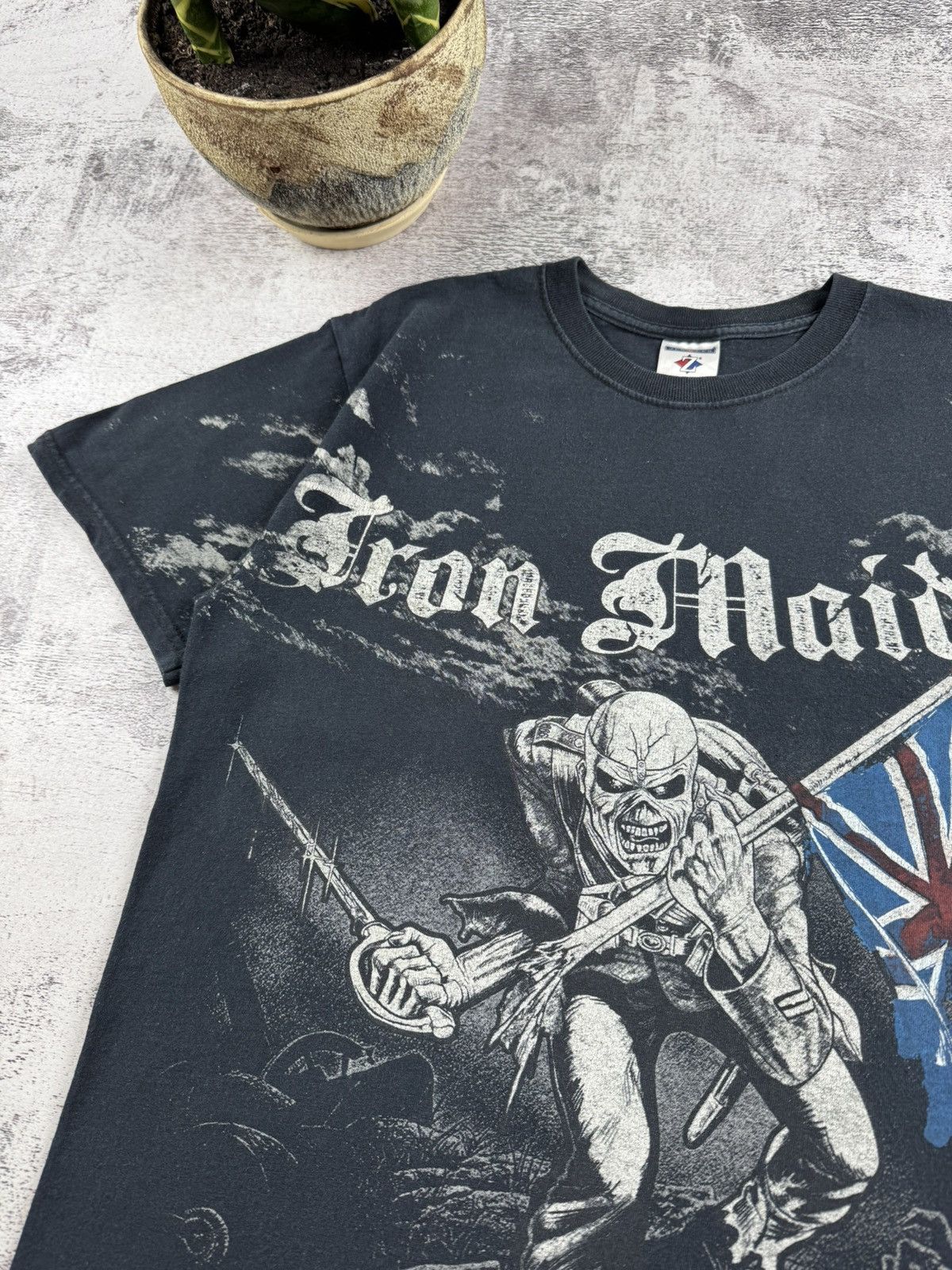 Iron Maiden Jerzees Iron Maiden 2007 Tour Rap Faded Devil Band T Shirt Size US M / EU 48-50 / 2 - 10 Thumbnail