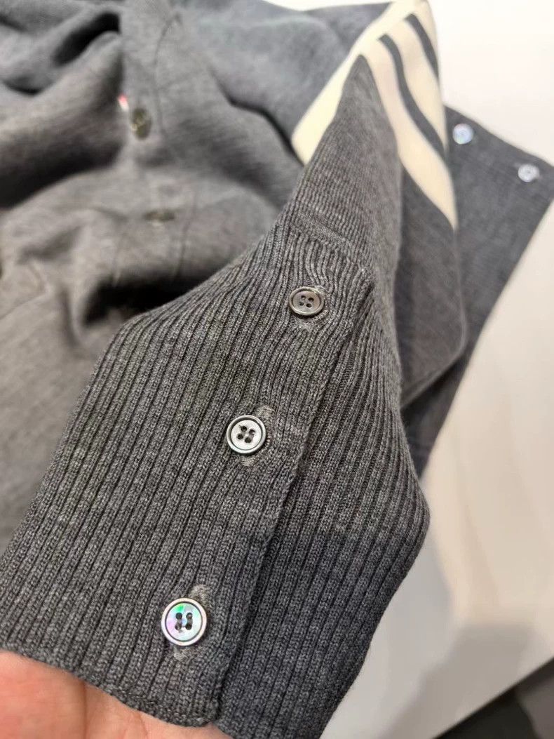 Thom Browne Thom Browne Grey classic four-striped single-breasted long- Size US XL / EU 56 / 4 - 7 Thumbnail