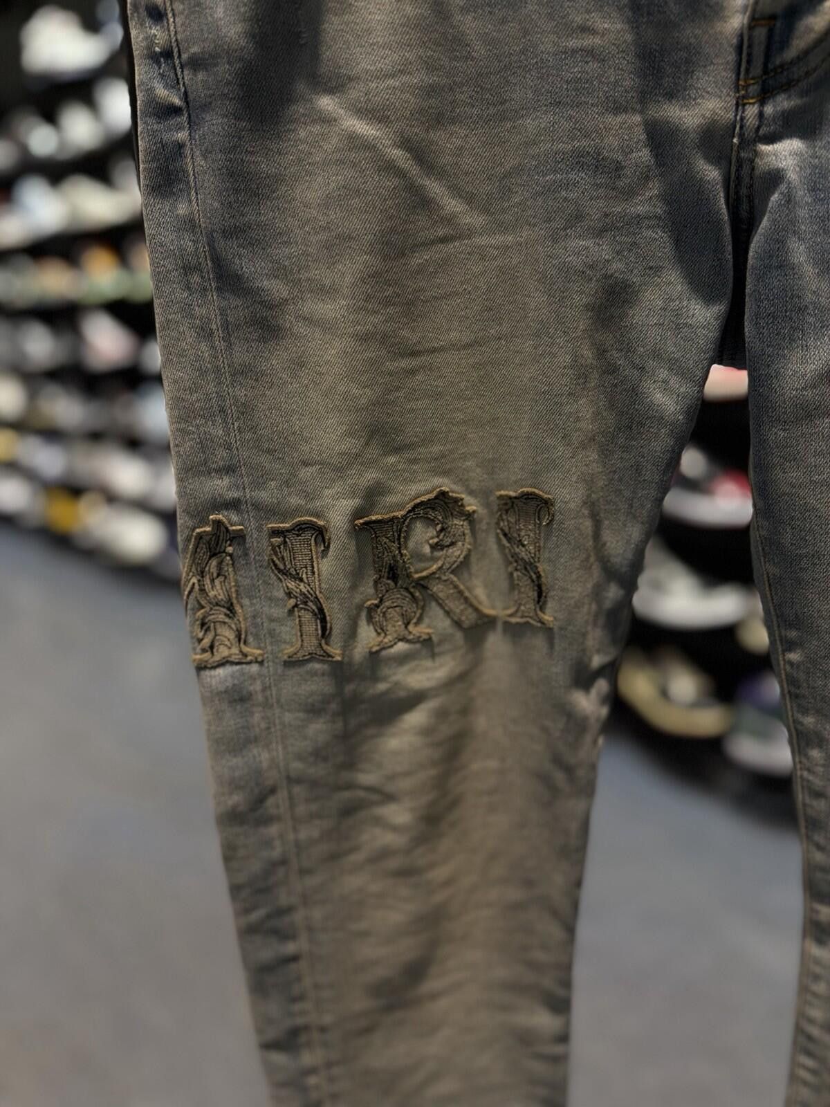 Amiri Size 33 - Amiri Blue Pants Leg Embroidery Jeans Size US 33 - 4 Thumbnail