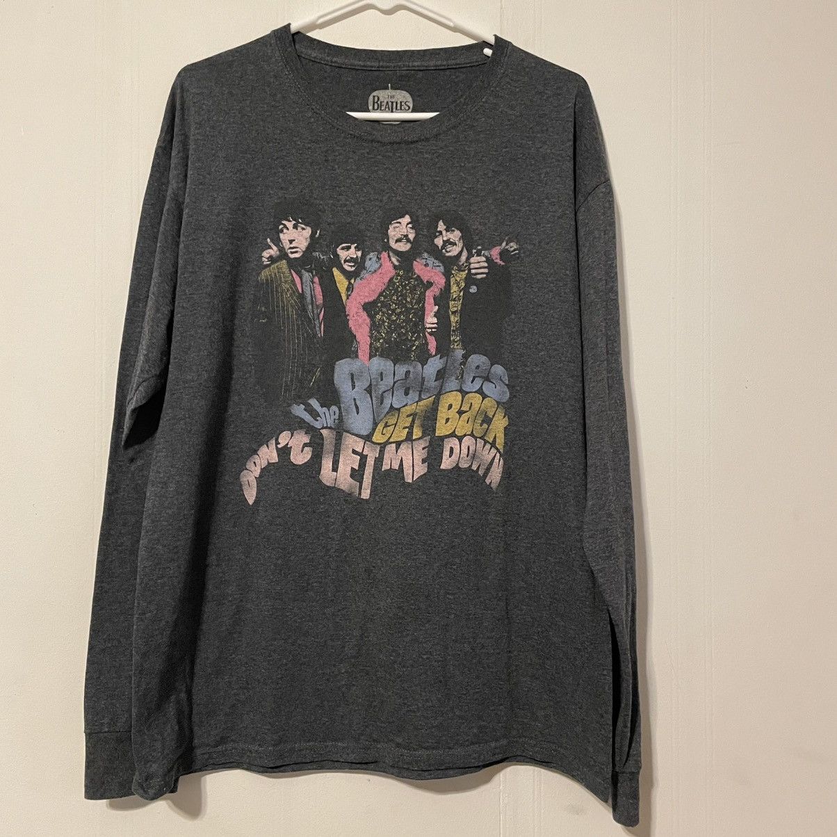 Band Tees Official The Beatles Gray Long Sleeve Graphic Tee Size L / US 10 / IT 46 - 1 Thumbnail