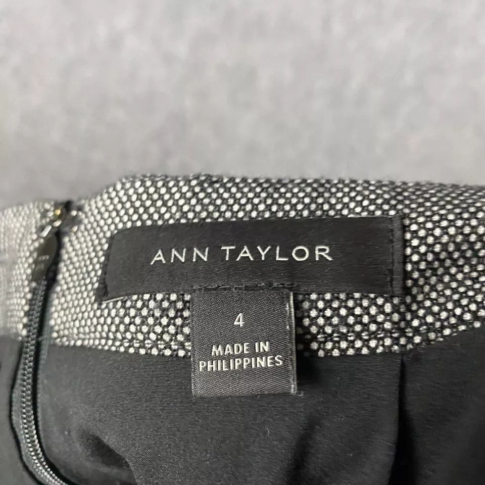 Ann Taylor Ann Taylor Skirt Women's Size 4 Gray Polyester Blend Adults Size 27" / US 4 / IT 40 - 7 Thumbnail
