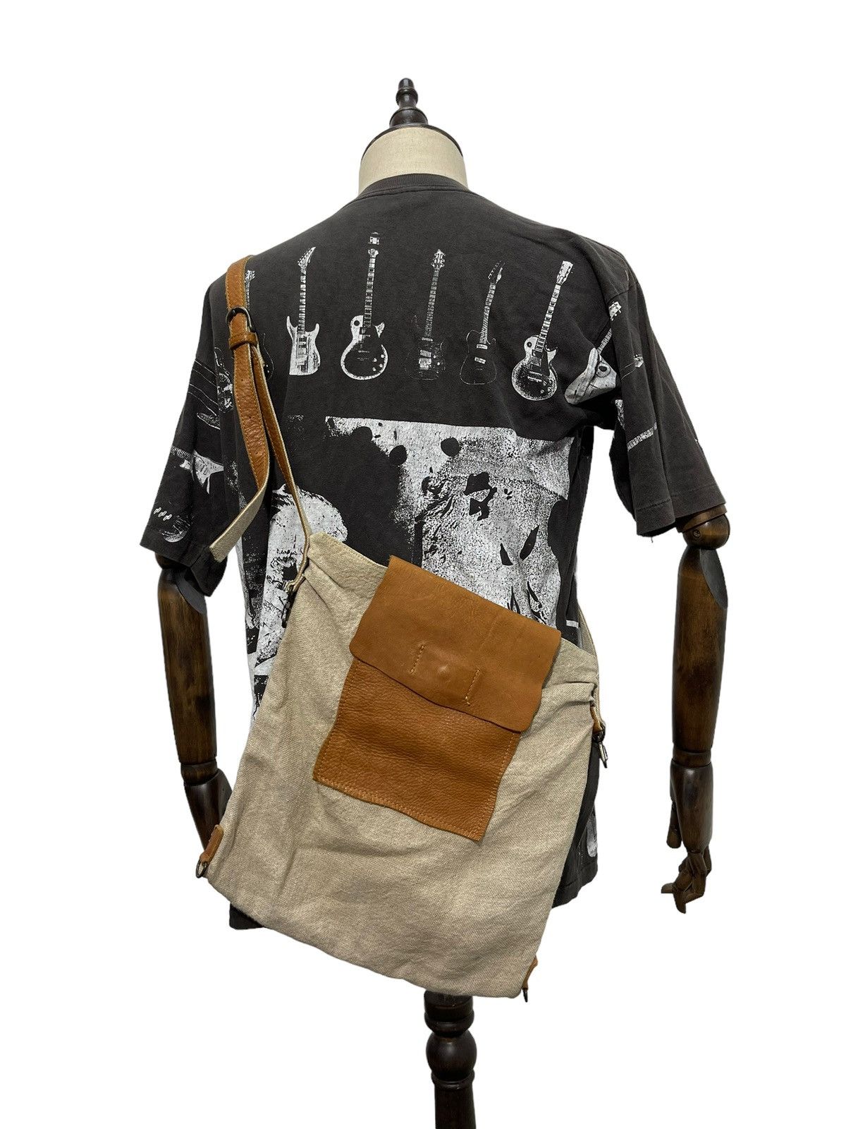Hype Linen And Leather Arome De Muguet Messenger Bag in Beige, Men's