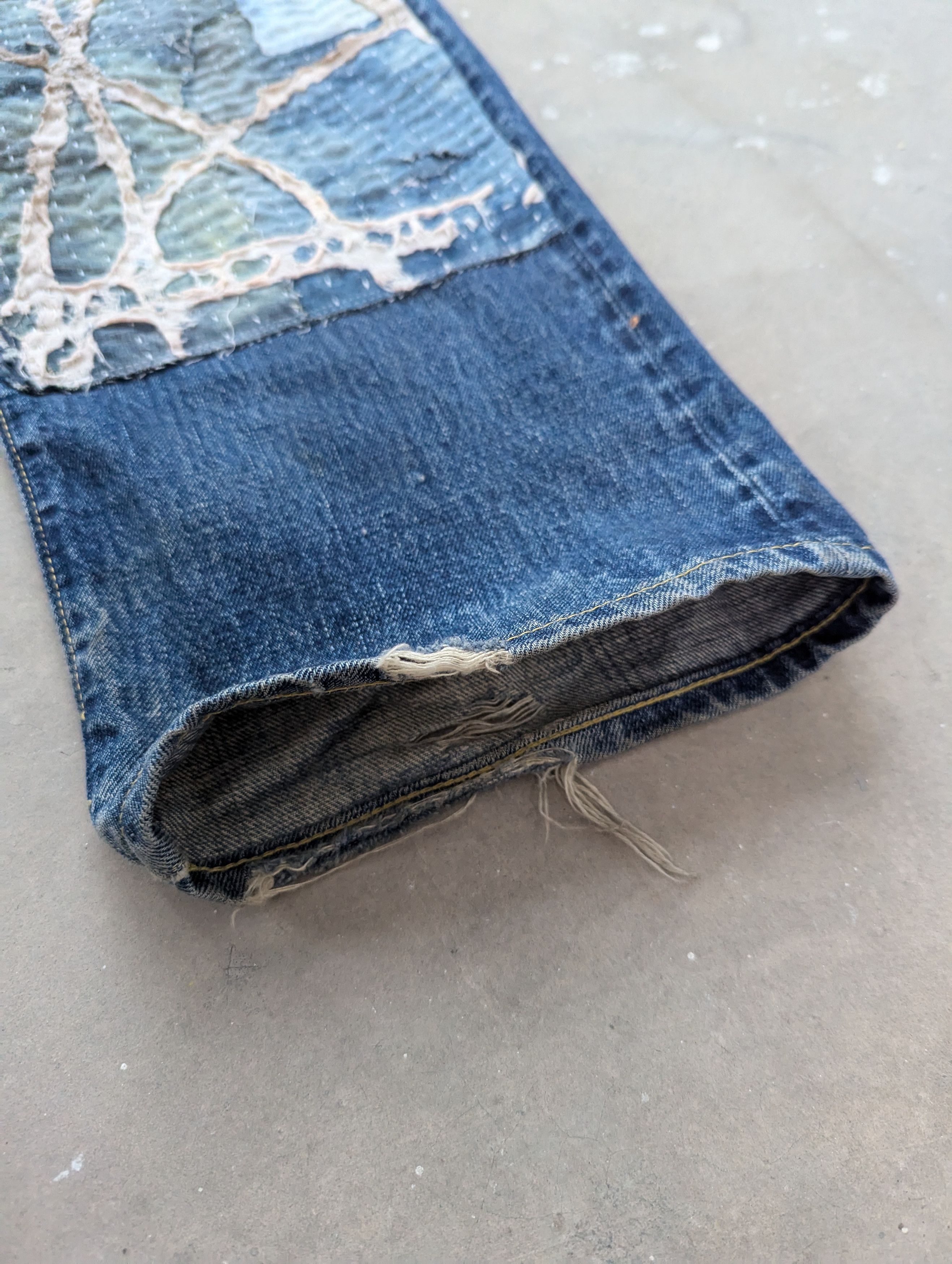 Japanese Brand × Sugar Cane OPEN ORDER 🔥 Vintage Sugar Cane Selvedge Distressed Denim Size US 32 / EU 48 - 15 Thumbnail