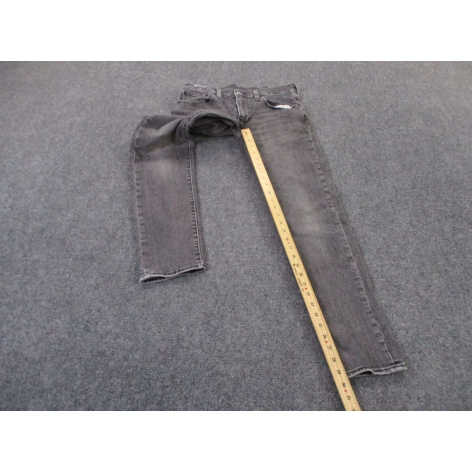Levi's Item Specifications: Size: 34 Size US 32 / EU 48 - 3 Thumbnail