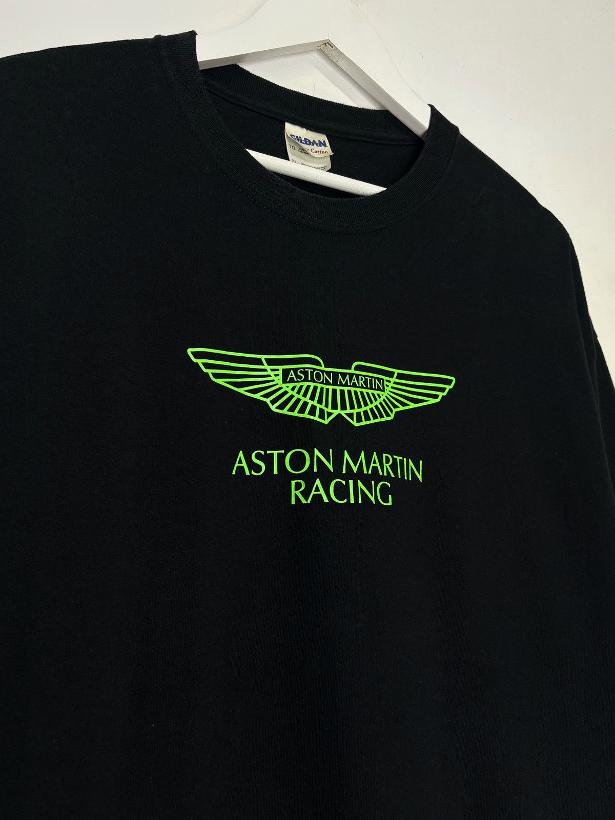 Formula 1 Vintage Aston Martin The Famous Five F1 Le Mans t-shirt Size US XL / EU 56 / 4 - 3 Thumbnail