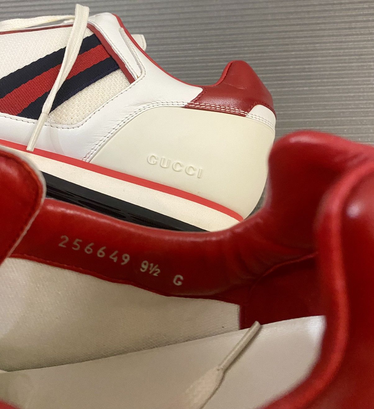 Gucci Gucci 🇮🇹 Great White/Red Tennis 83 Sneakers 10.5 NEW Size US 10.5 / EU 43-44 - 8 Thumbnail