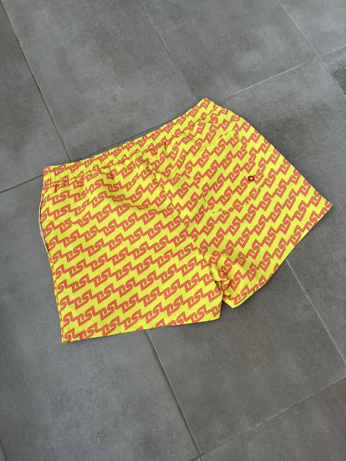 Diesel !DS! SS23 Diesel BMBX-Nico Boxer Monogram Yellow Shorts Size US 32 / EU 48 - 7 Thumbnail