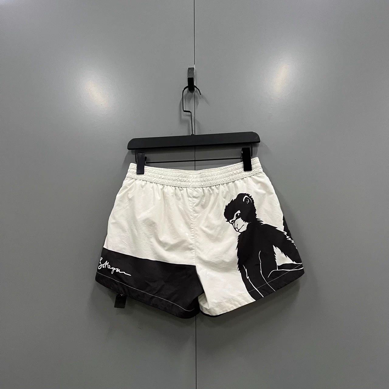 Bottega Veneta BV Monkey Pineapple Print Shorts 48 95 New Size US 32 / EU 48 - 2 Thumbnail