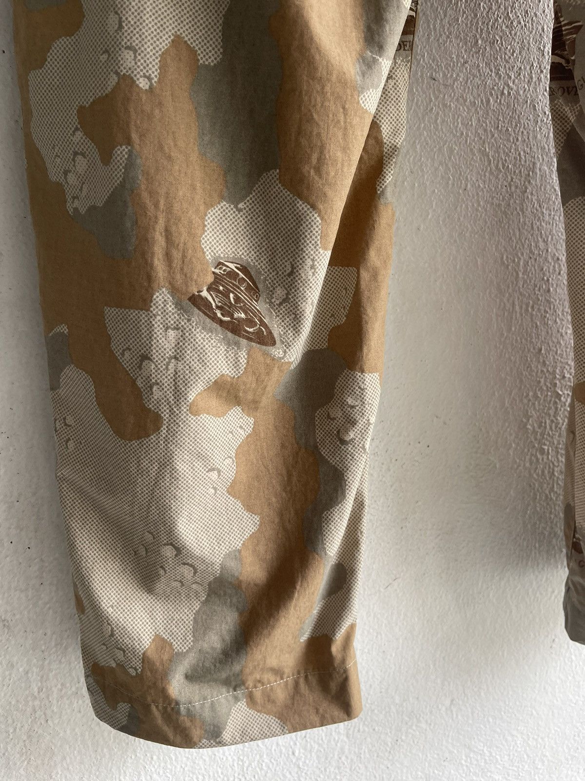 GU × Jun Takahashi × Undercover Offer🔥Undercover Gu cargo pant Military camouflage Size US 30 / EU 46 - 14 Thumbnail