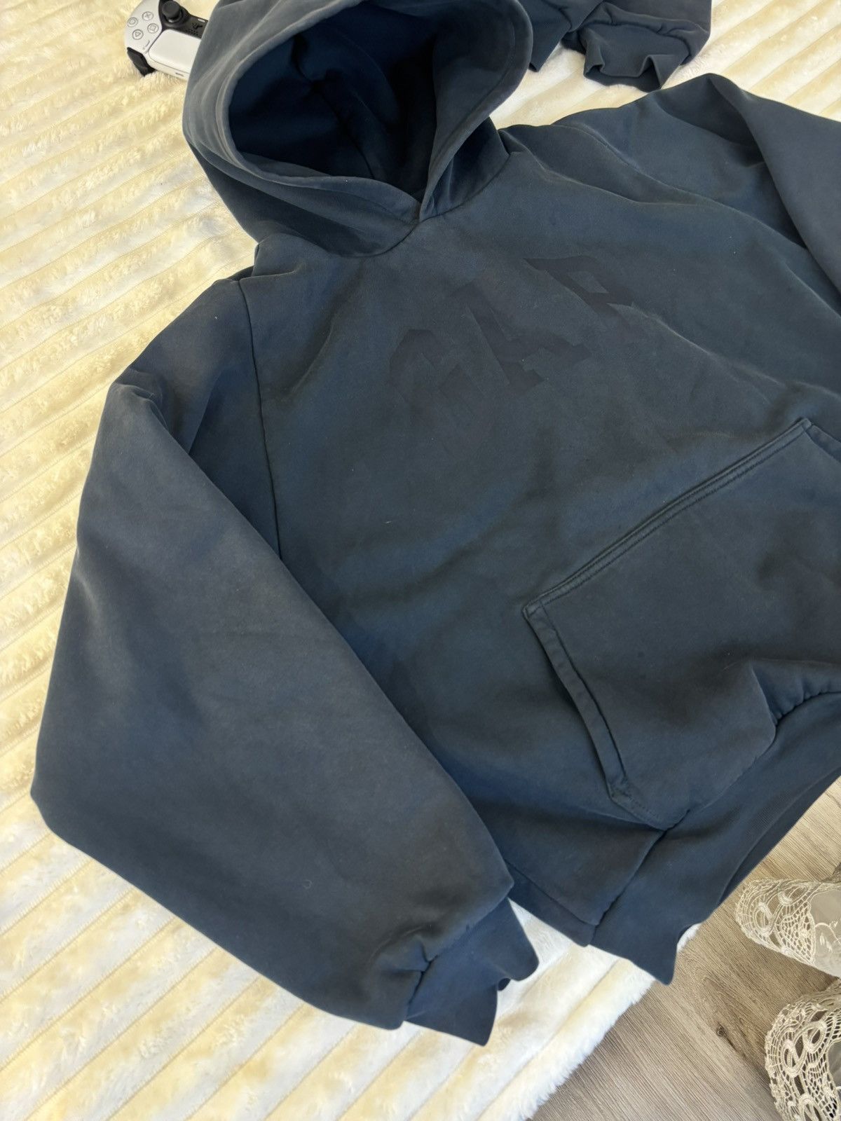 Balenciaga × Gap × Yeezy YEEZY GAP BALENCIAGA SHRUNKEN HOODIE Size US L / EU 52-54 / 3 - 12 Thumbnail