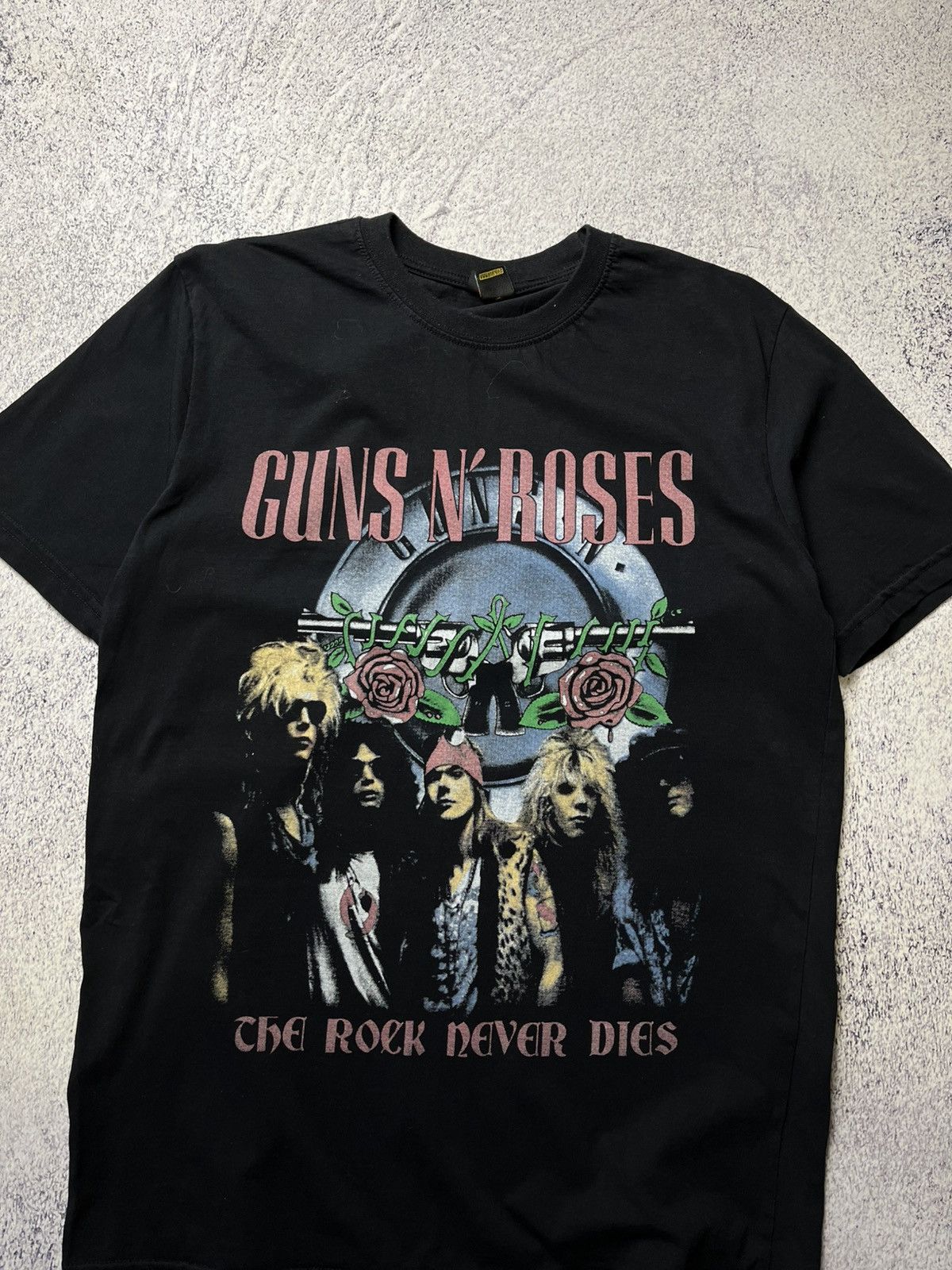 Band Tees Vintage Guns N Roses Tour Reprint Band T-Shirt Size US M / EU 48-50 / 2 - 5 Thumbnail