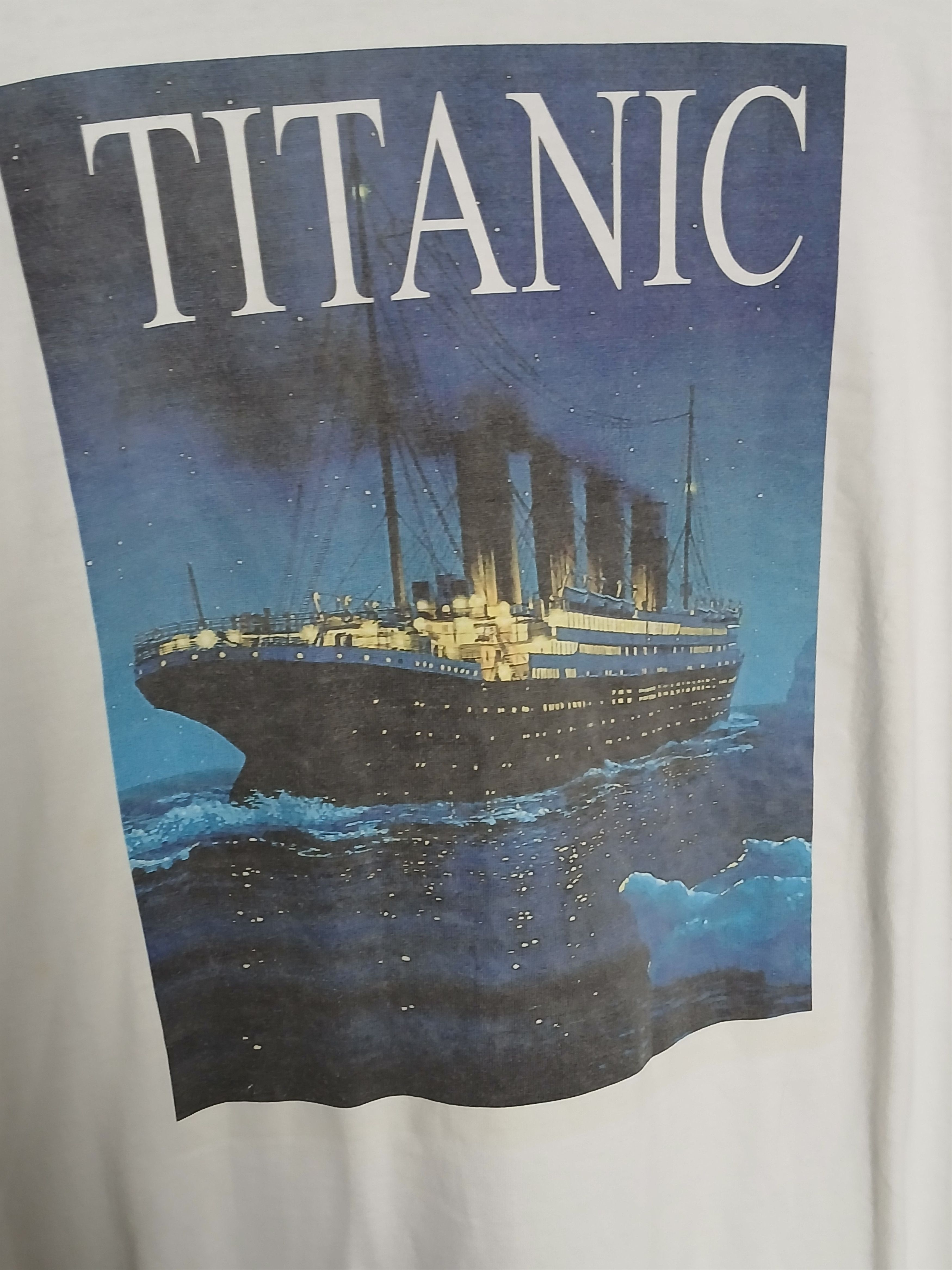 Vintage Vintage Titanic Leonardo DiCario Single Stitch T-Shirt Size US S / EU 44-46 / 1 - 3 Thumbnail