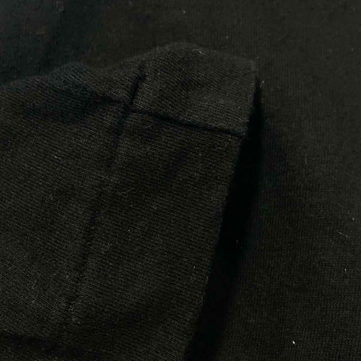 Comme des Garcons PLAY T-Shirts Long Sleeve CrewNeck Patch Black Heart Cotton Black Size US M / EU 48-50 / 2 - 5 Thumbnail