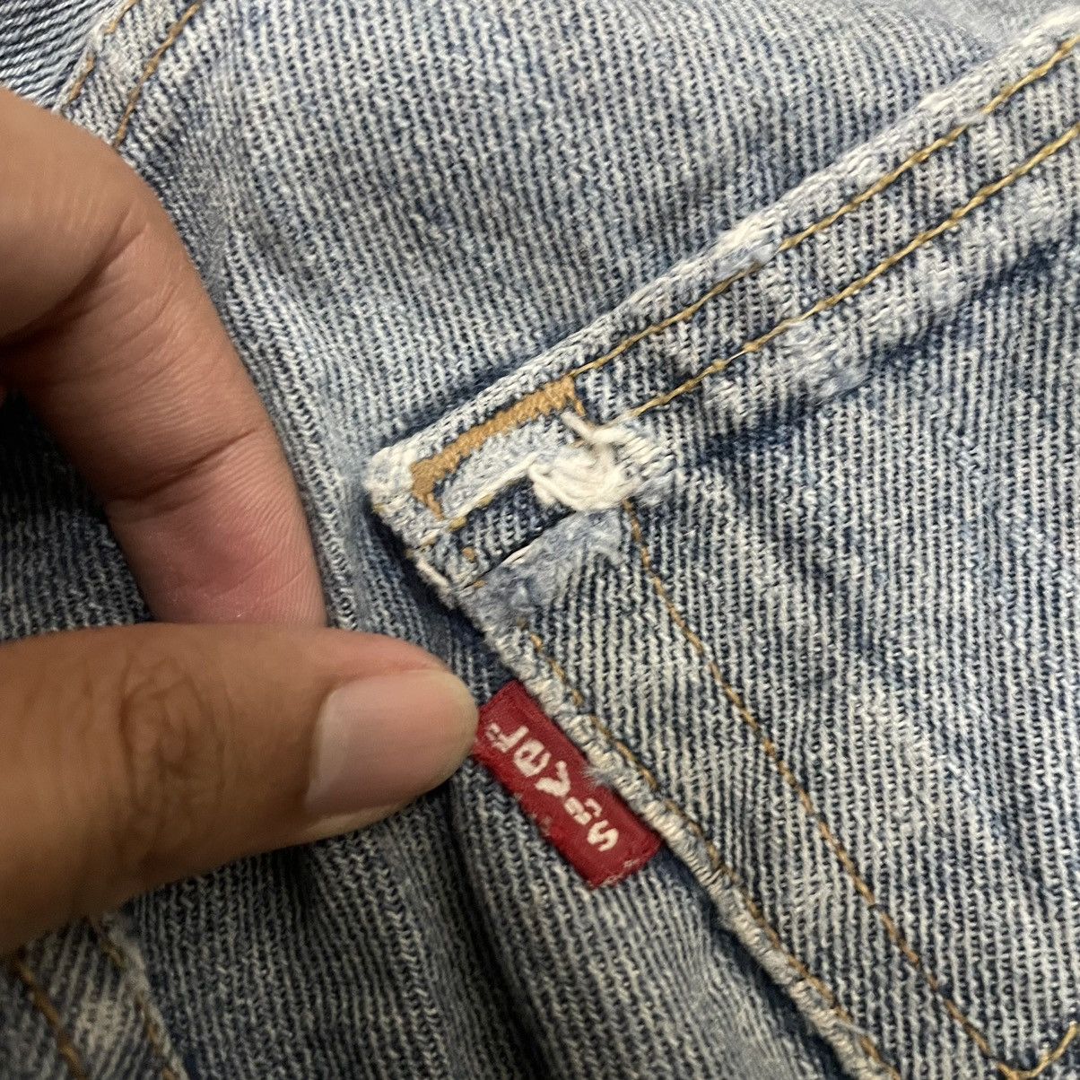 Levi's Vintage Levis 501 Distressed Jeans Size US 34 / EU 50 - 5 Thumbnail