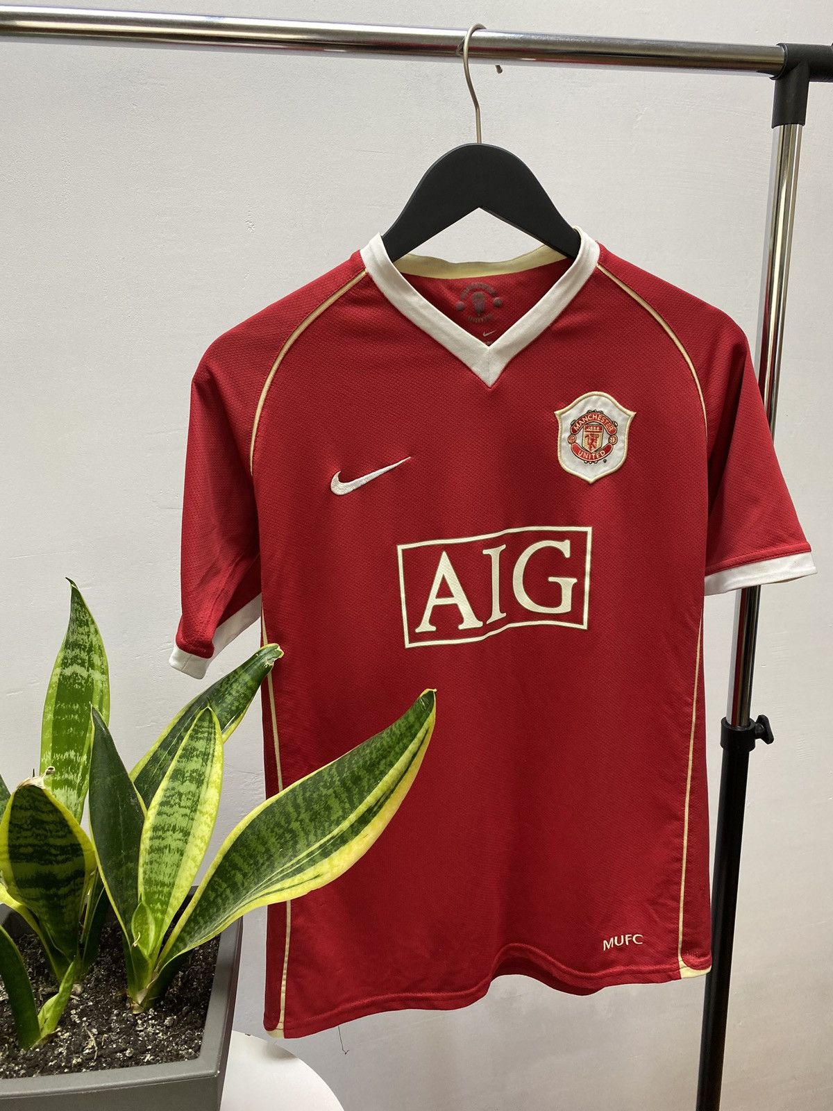 Vintage Manchester United vintage Nike Boys XL 2006-2007 jersey Size US S / EU 44-46 / 1 - 3 Thumbnail
