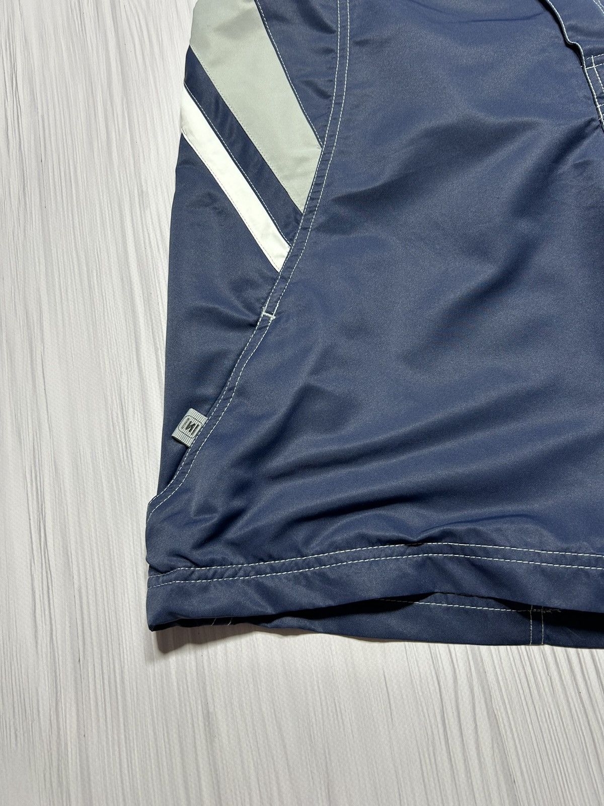 Vintage Vintage Y2K Nike Shox Shorts Size Xl Rare Size US 36 / EU 52 - 6 Thumbnail