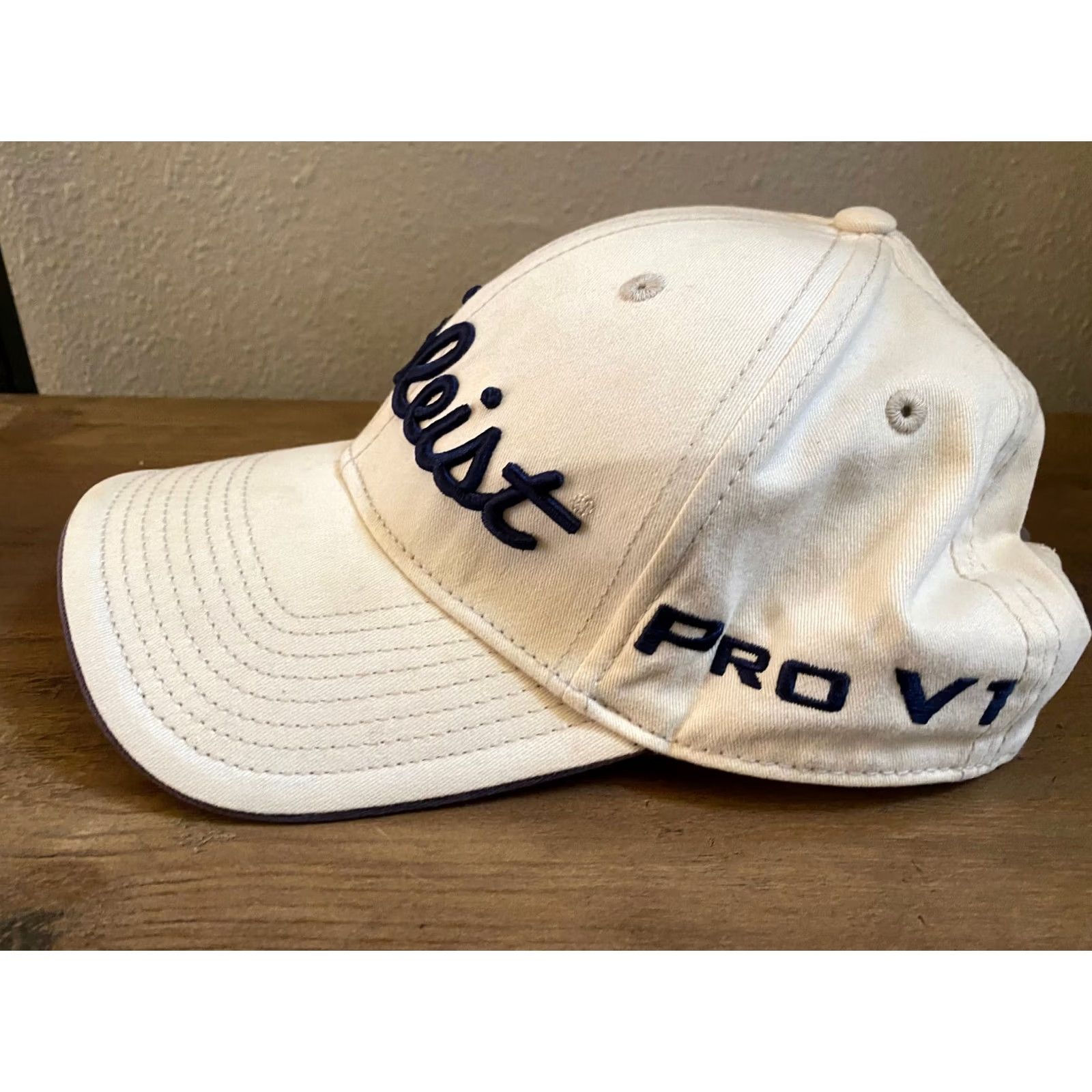 Titleist Titleist JF ProV1 Hat Navy Logo Embroidered Cream Men One Size Baseball Cap Size ONE SIZE - 2 Thumbnail