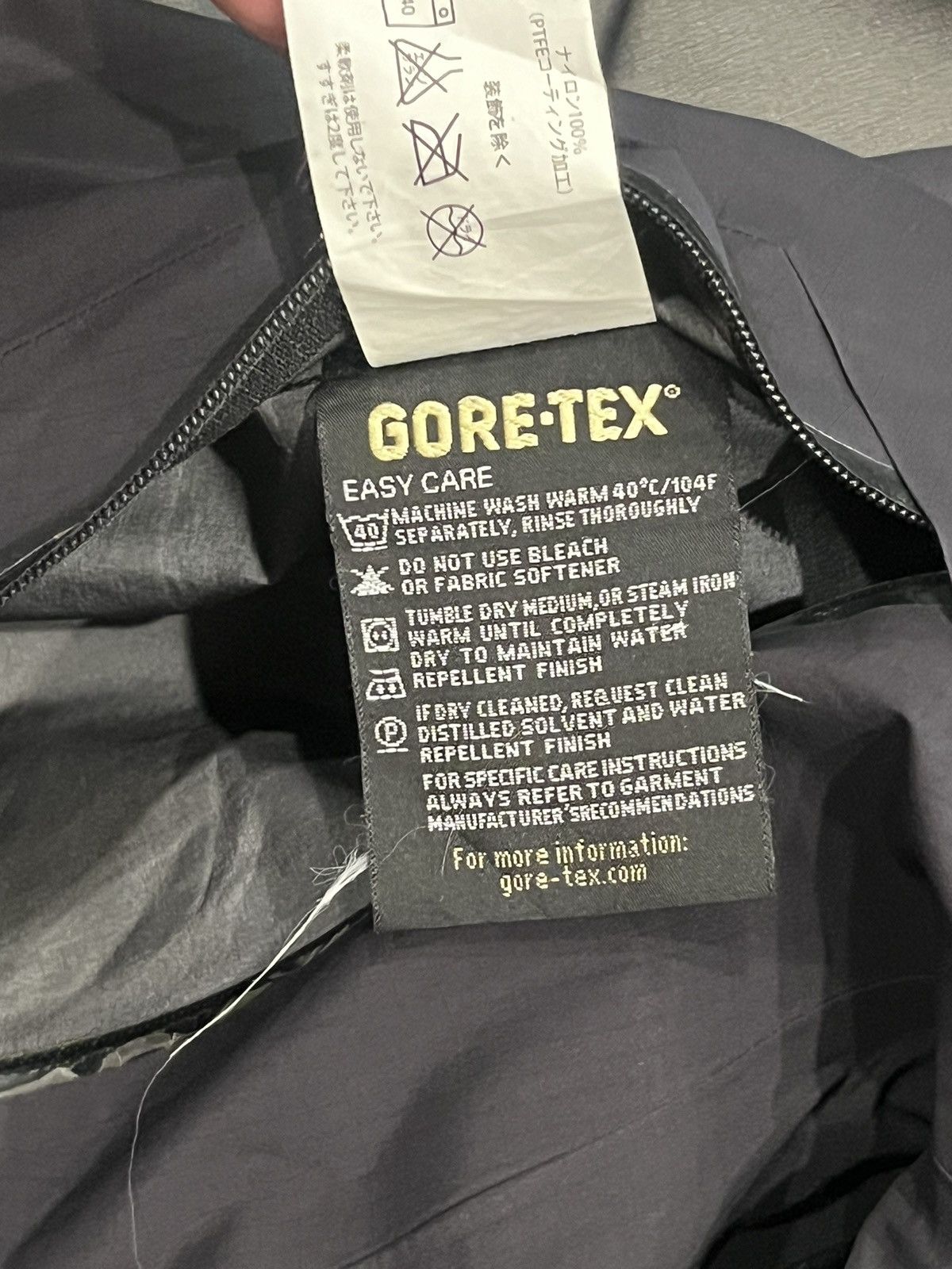 Arc'teryx Vintage Arcteryx Beta Ar Size US L / EU 52-54 / 3 - 7 Thumbnail
