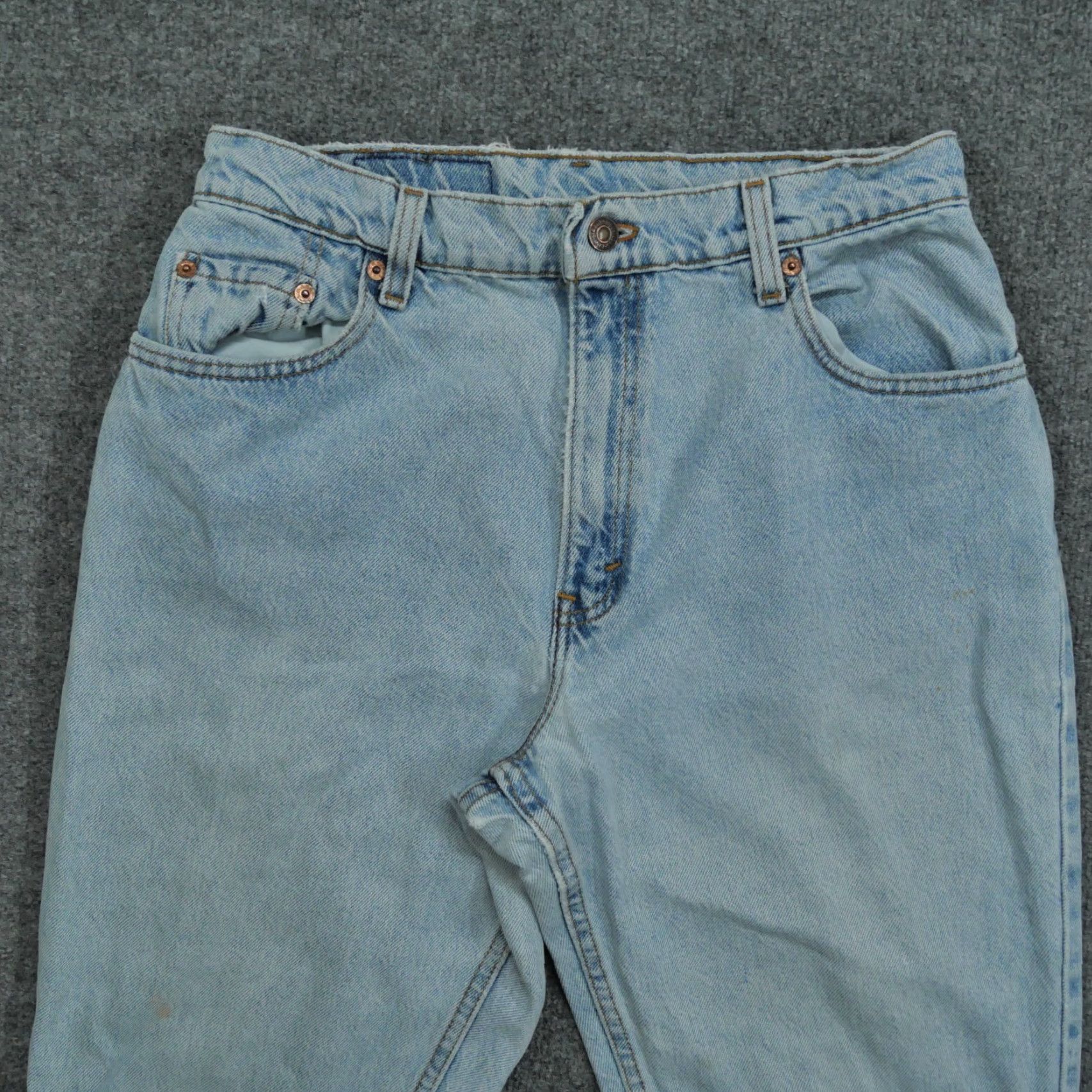 Levi's **VINTAGE LEVI'S 90S 12P PETITE BLUE DENIM JEANS RELAXED FIT** User: Vintage Levi's 90s 12P Petite Blue Denim Jeans Relaxed Fit Size 30" / US 8 / IT 44 - 2 Thumbnail