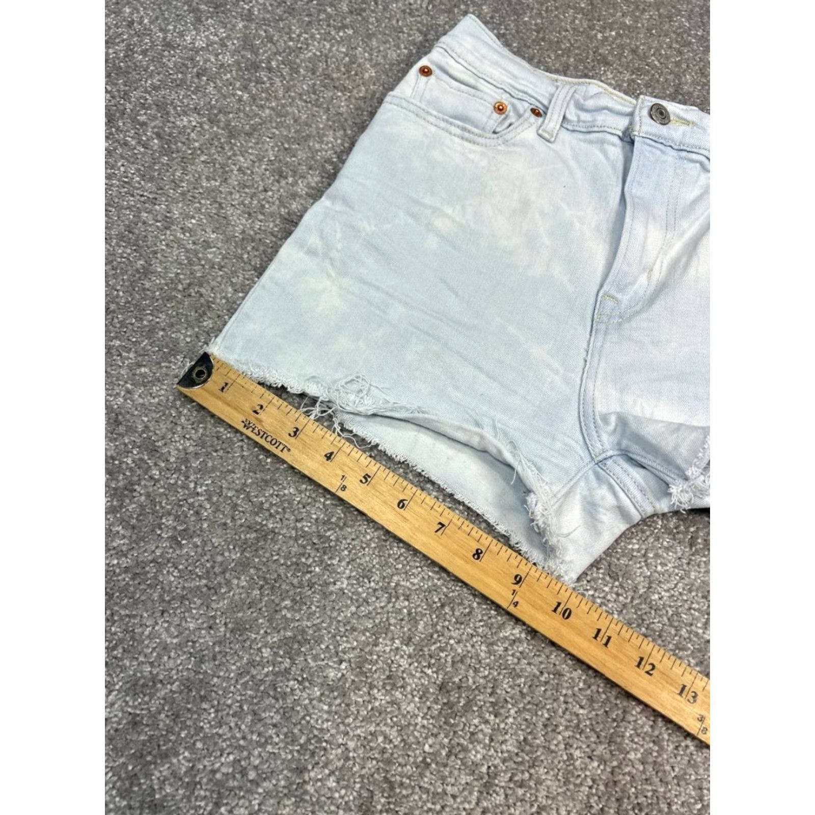 Levi's Levis Blue Denim High Rise Shorts Womens 27 Cut-Off 2in Inseam Stretch Cotton Polyester Spandex Frayed Hem Classic Modern 5-Pocket Womens Levi's Size 27" / US 4 / IT 40 - 4 Thumbnail