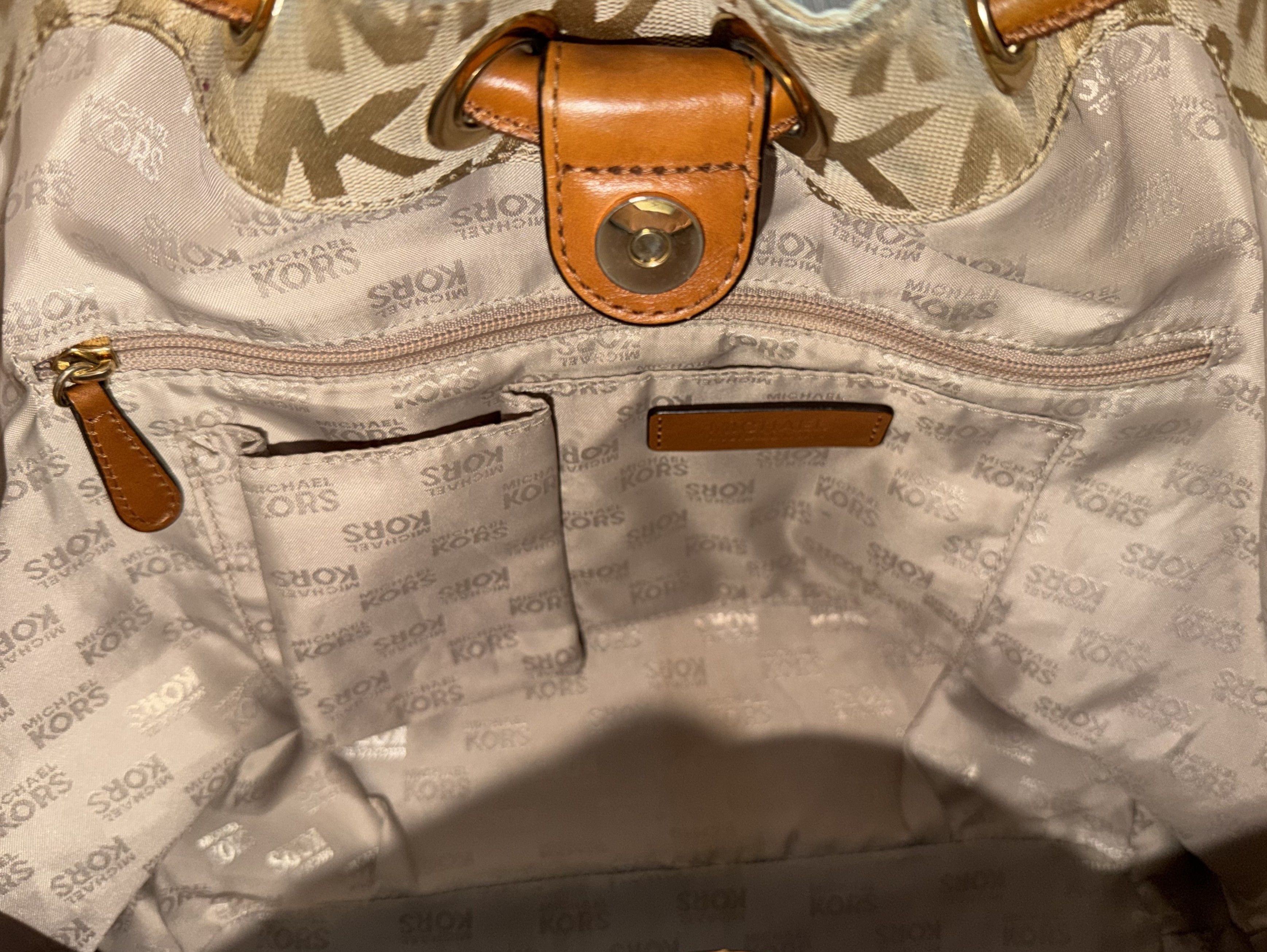 Michael Kors MICHAEL KORS Gold MK Logo Monogram Ring Tote Shoulder Bag Size ONE SIZE - 15 Thumbnail