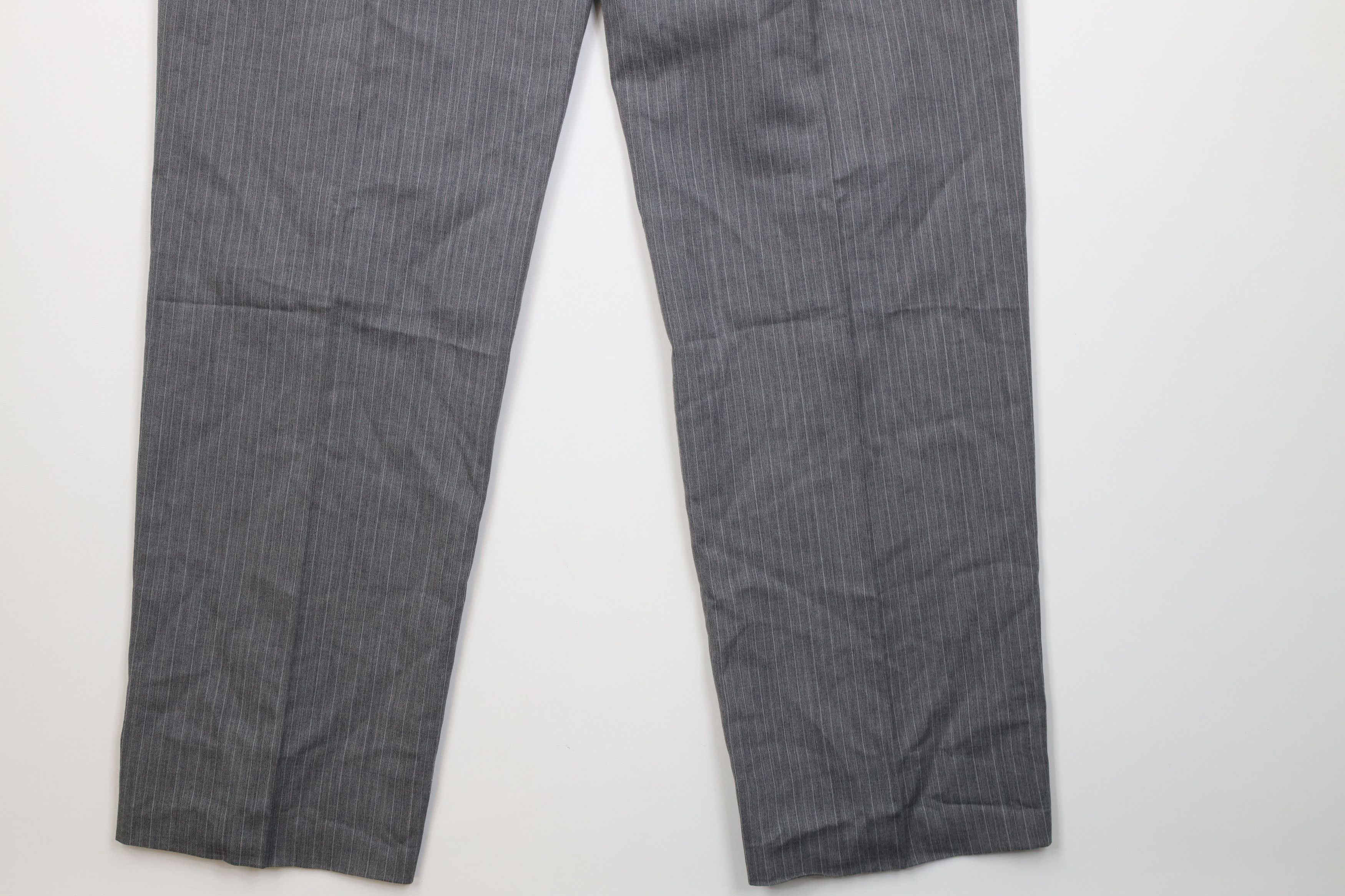 Vintage Vintage 90s Streetwear 3 Piece Wool Pinstriped Suit Size 44L - 21 Thumbnail