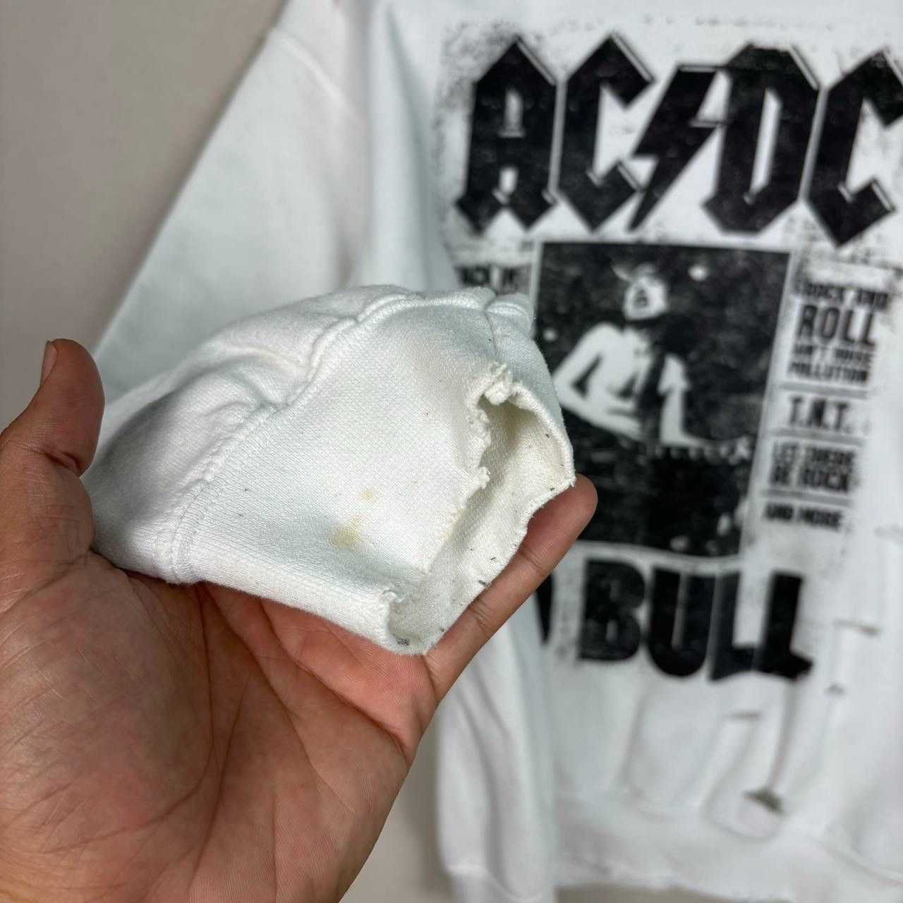 AC/DC Thrashed AC/DC No Bull White Distressed Sweatshirt ERD Size US M / EU 48-50 / 2 - 3 Thumbnail