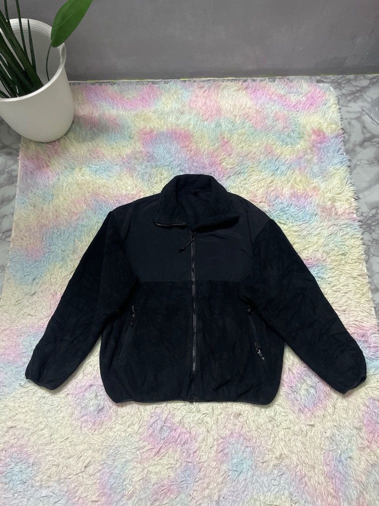 Vintage Polartec zipper with two material