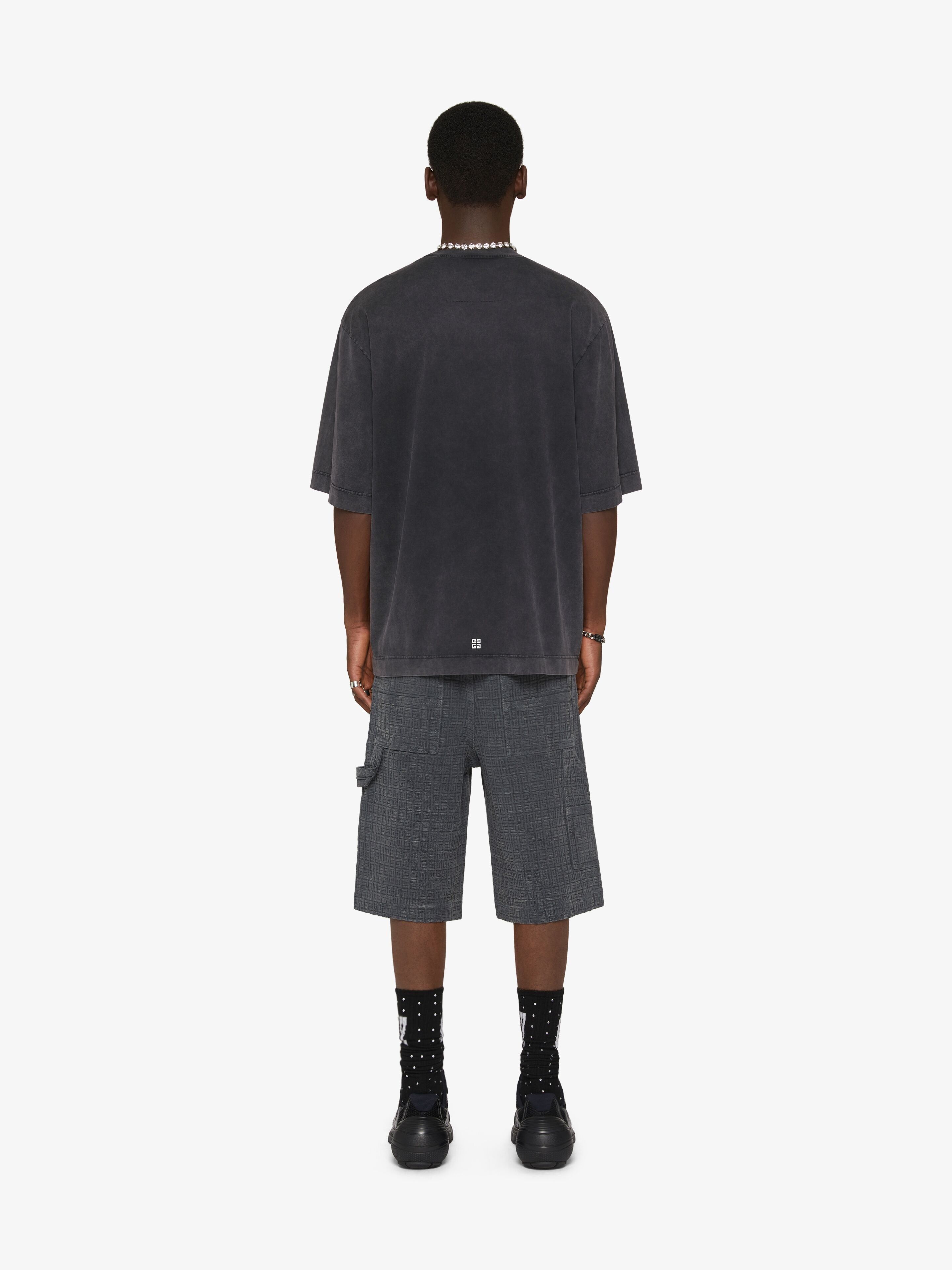 Givenchy o1w1db10325 New Studio Fit T- Shirt in Dark Grey Size US L / EU 52-54 / 3 - 5 Thumbnail