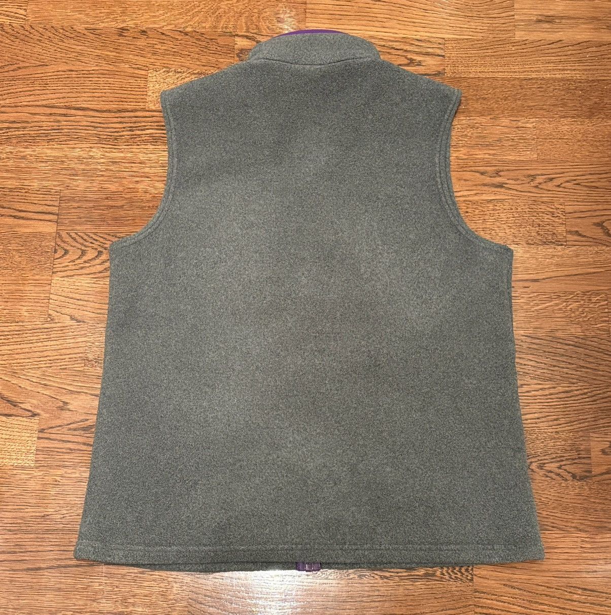 Patagonia Vest in Gray with Purple Accents Size US M / EU 48-50 / 2 - 2 Thumbnail