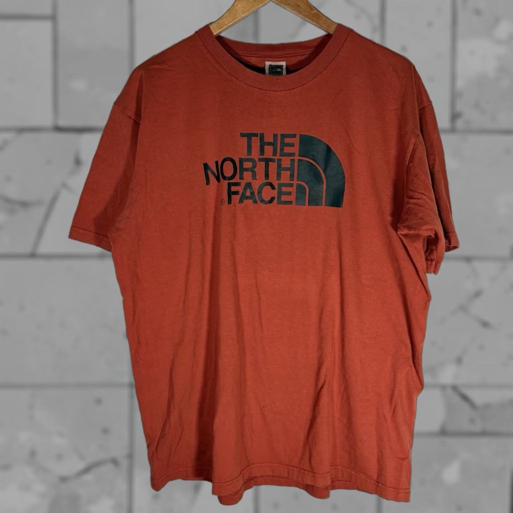 The North Face THE NORTH FACE Red Graphic Tee Men's Size L Size US L / EU 52-54 / 3 - 1 Thumbnail