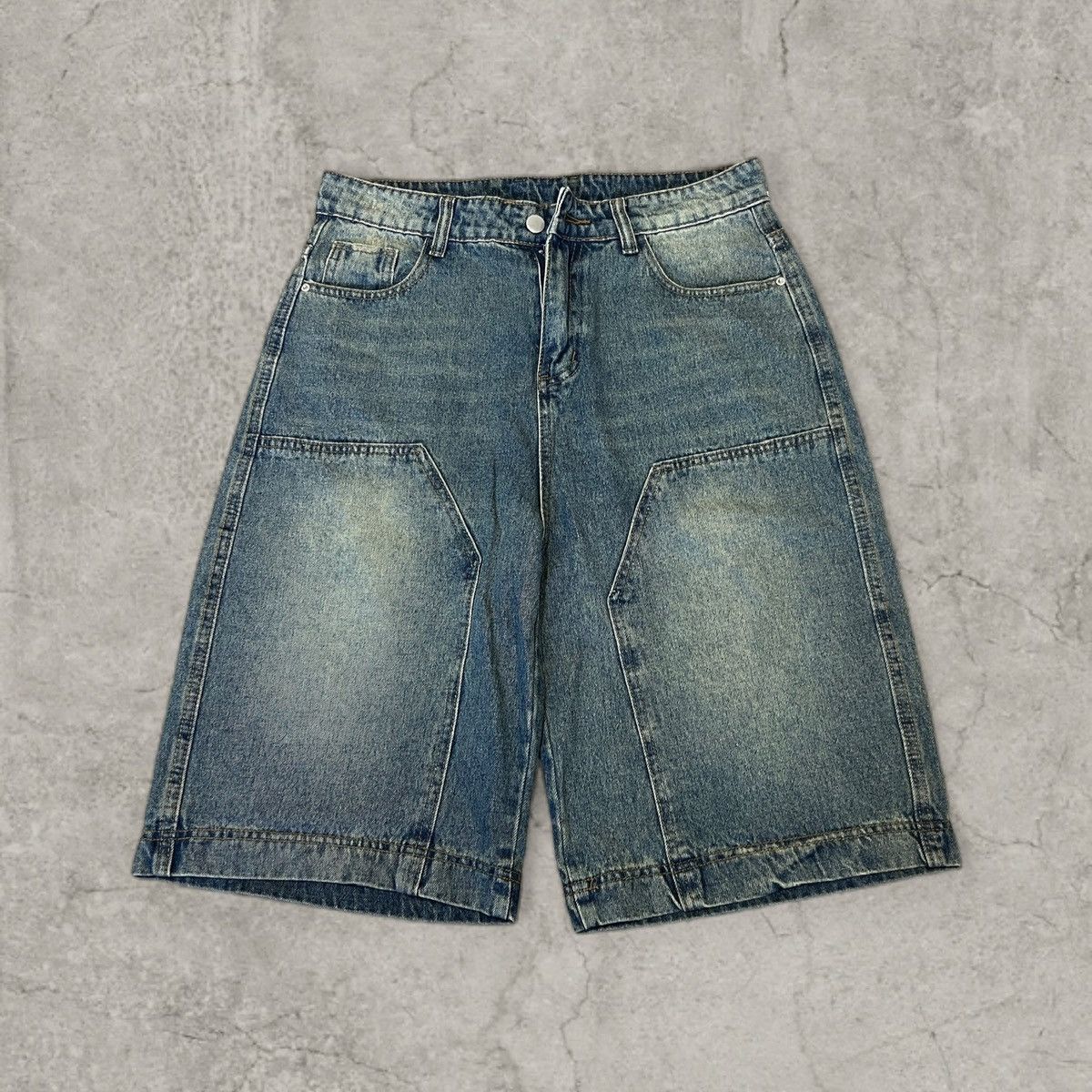 Japanese Brand Wide leg Japanese style jorts shorts in blue. Size S/M Size US 32 / EU 48 - 1 Thumbnail