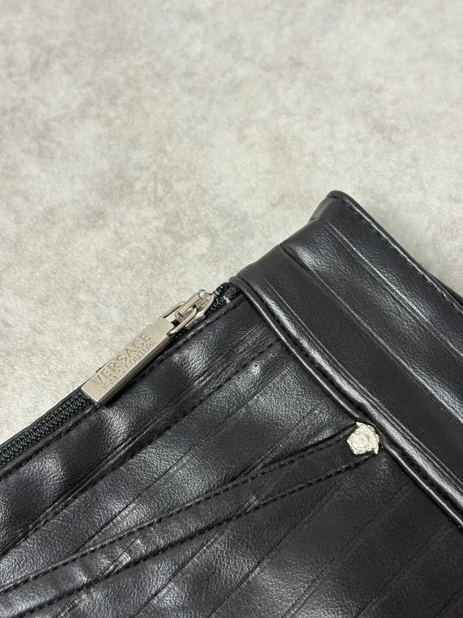 Versace 2000s Versace Black Lined Faux Leather Pants Size US 32 / EU 48 - 9 Thumbnail