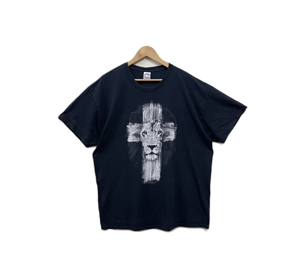 Rap Tees Vintage Jesus The Lion Of Judah Tshirt Size US XL / EU 56 / 4 - 1 Thumbnail