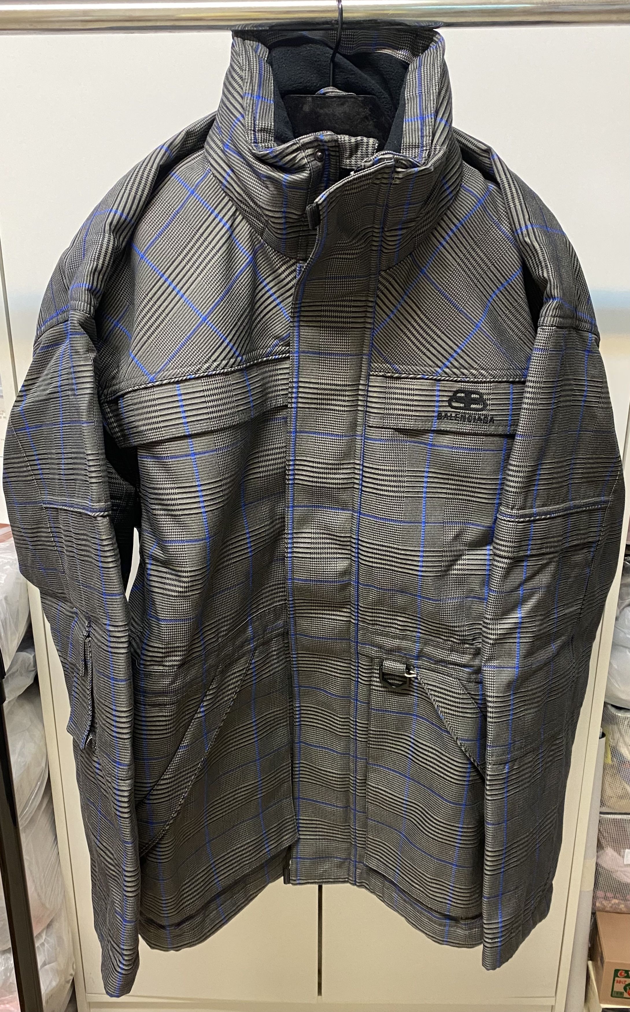 Balenciaga BALENCIAGA Fall 2019 Collection Check Pinched Parka Size US S / EU 44-46 / 1 - 1 Thumbnail