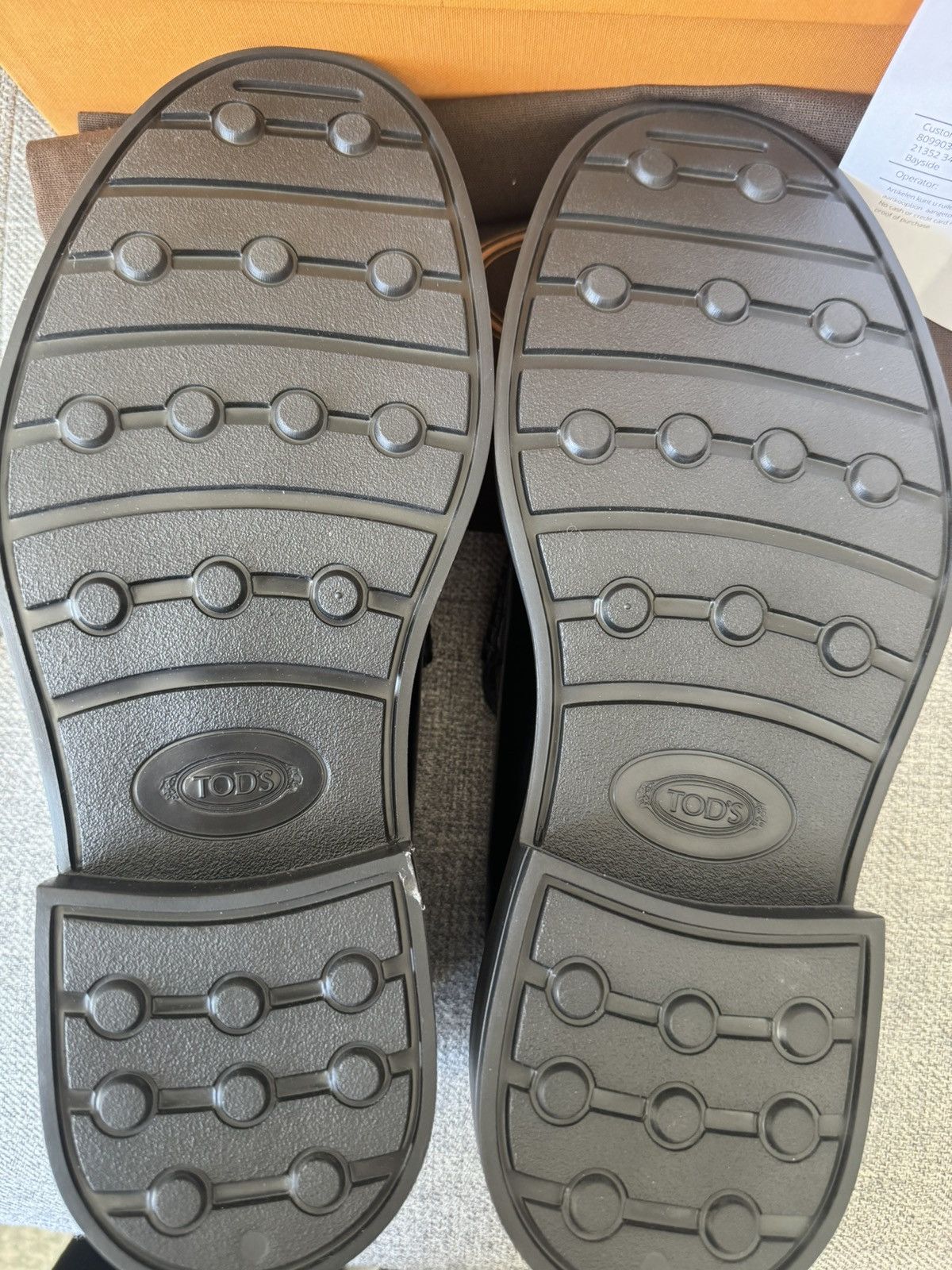 Tod's Tod’s Black Mocassino Loafers Size 7 Size US 7 / EU 40 - 2 Thumbnail