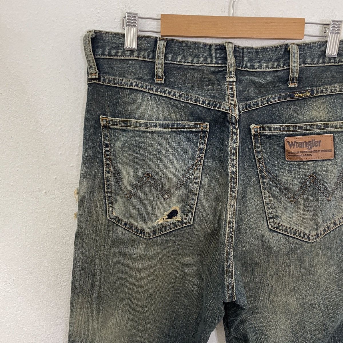 Wrangler Vintage Wrangler Distressed Denim Jeans Size US 32 / EU 48 - 9 Thumbnail