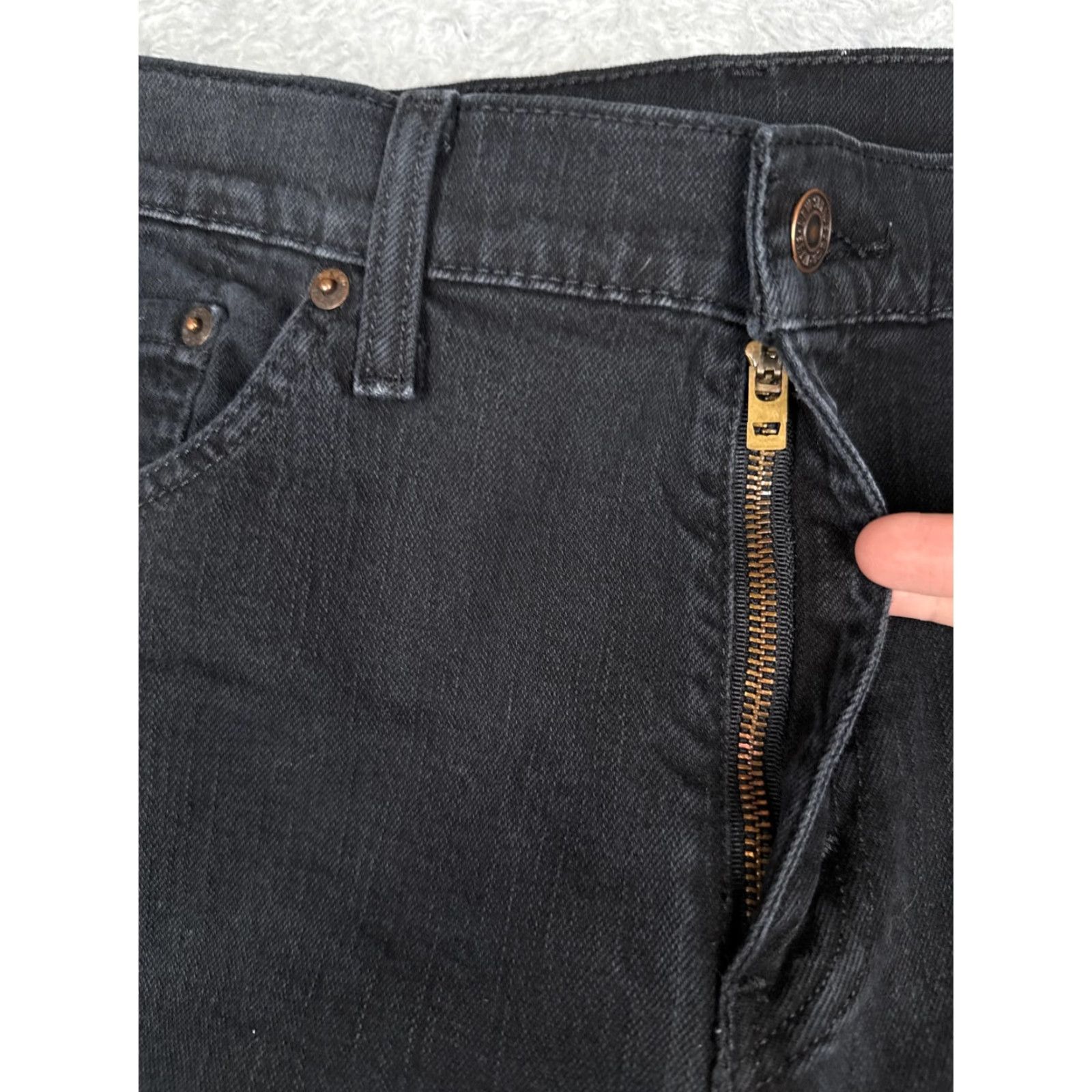 Levi's Levi's 511 Jeans Mens 36x30 Slim Fit Mid Rise Tapered Denim Zip Fly Black Size US 36 / EU 52 - 5 Thumbnail