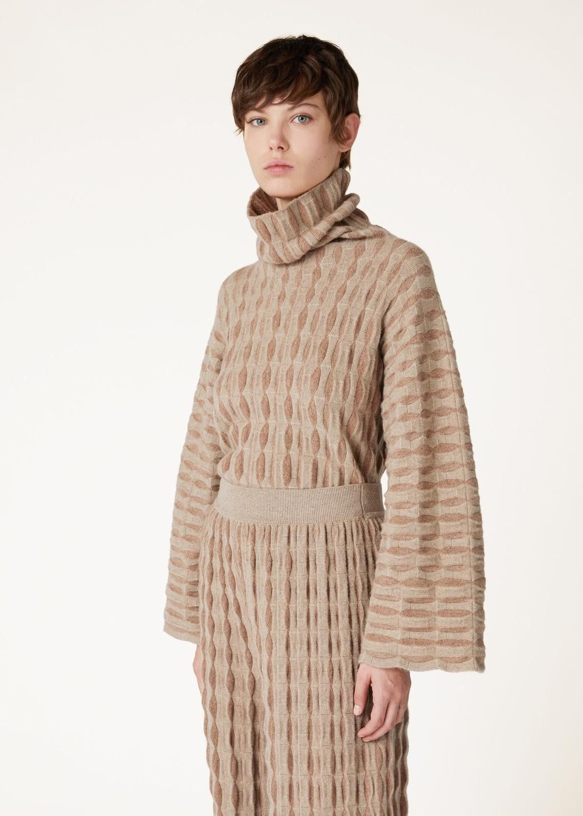 Loro Piana o1srvl11e0125 FAN9525 Ryoan-Ji Turtleneck Sweater Size L / US 10 / IT 46 - 7 Thumbnail