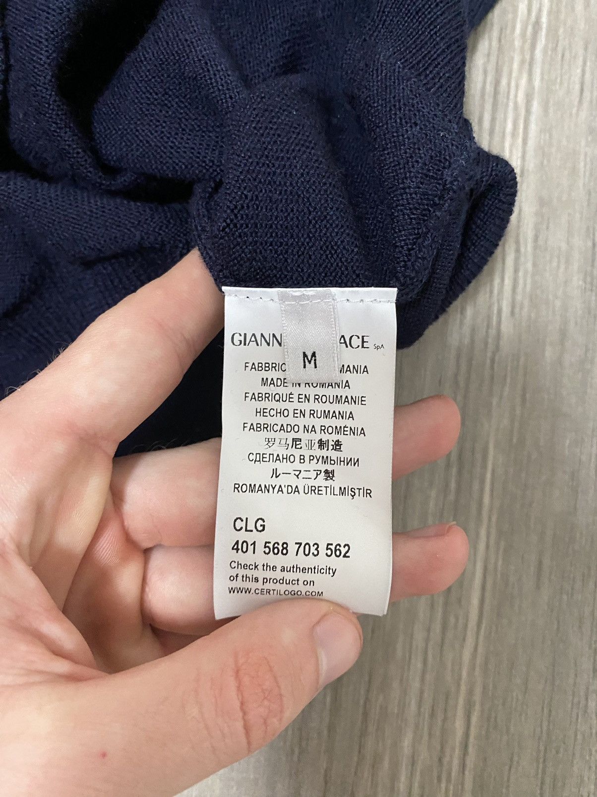 Designer × Versace Vintage Luxury Wool Sweater V-Neck Men’s Size M Size US M / EU 48-50 / 2 - 9 Thumbnail