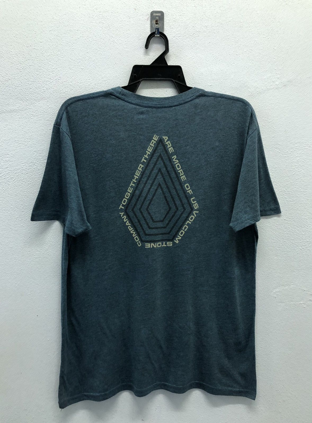 Volcom Vintage Volcom Together There Are More Of Us T-Shirt Size US L / EU 52-54 / 3 - 1 Thumbnail