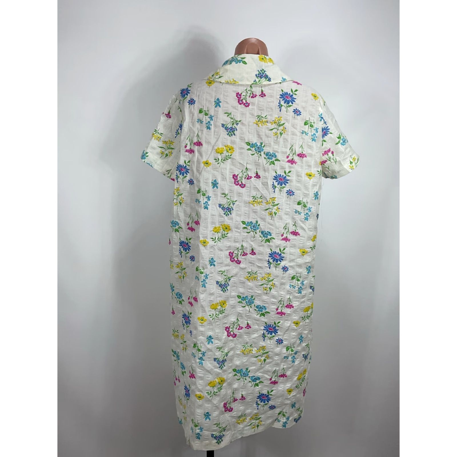 VINTAGE 70s Evelyn Pearson White Floral House Coat Dress Caftan Go-Coat L White Womens